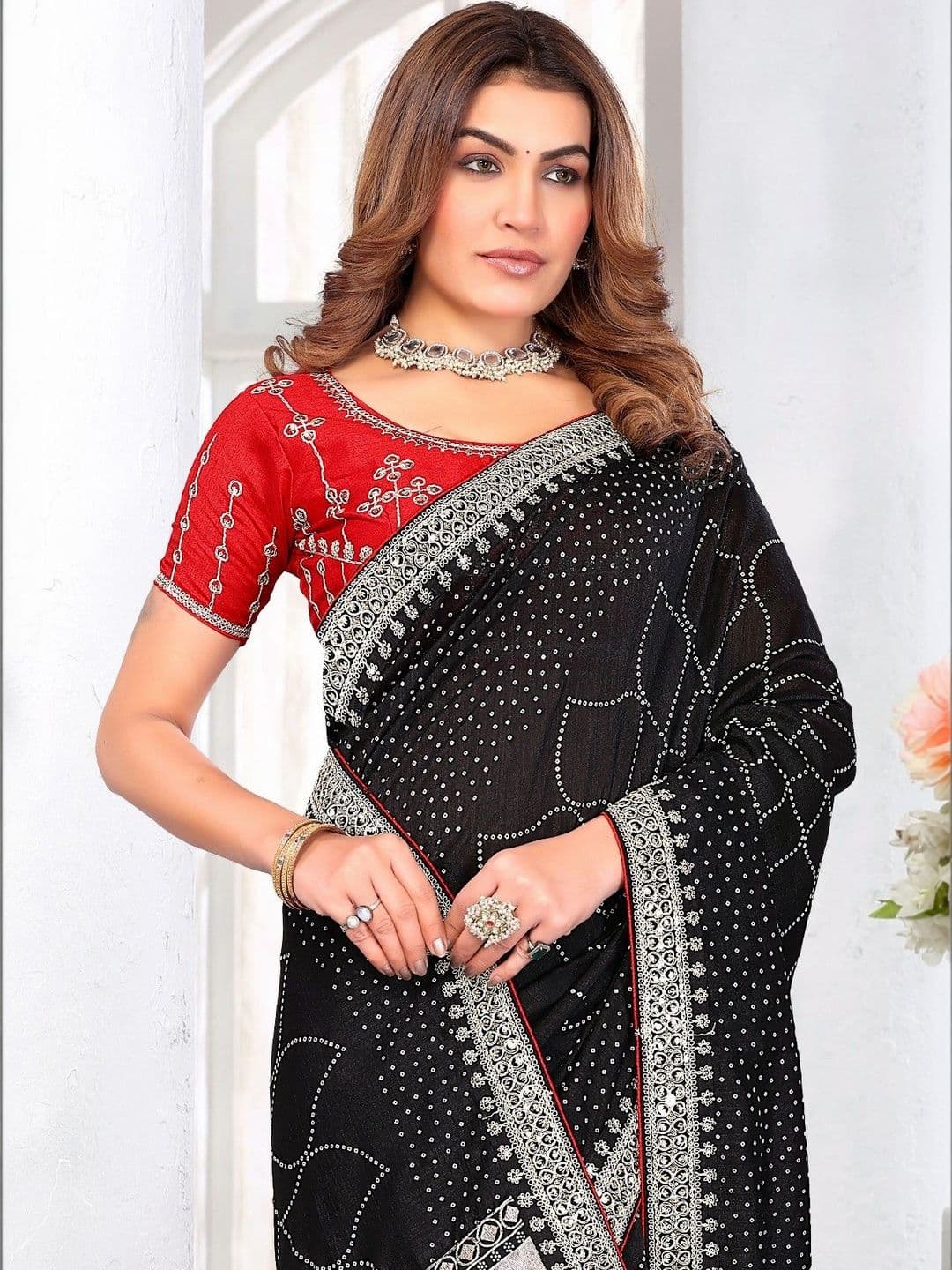 SmileyFashion Embellished Embroidered Art Silk Designer Saree thumbnail 3