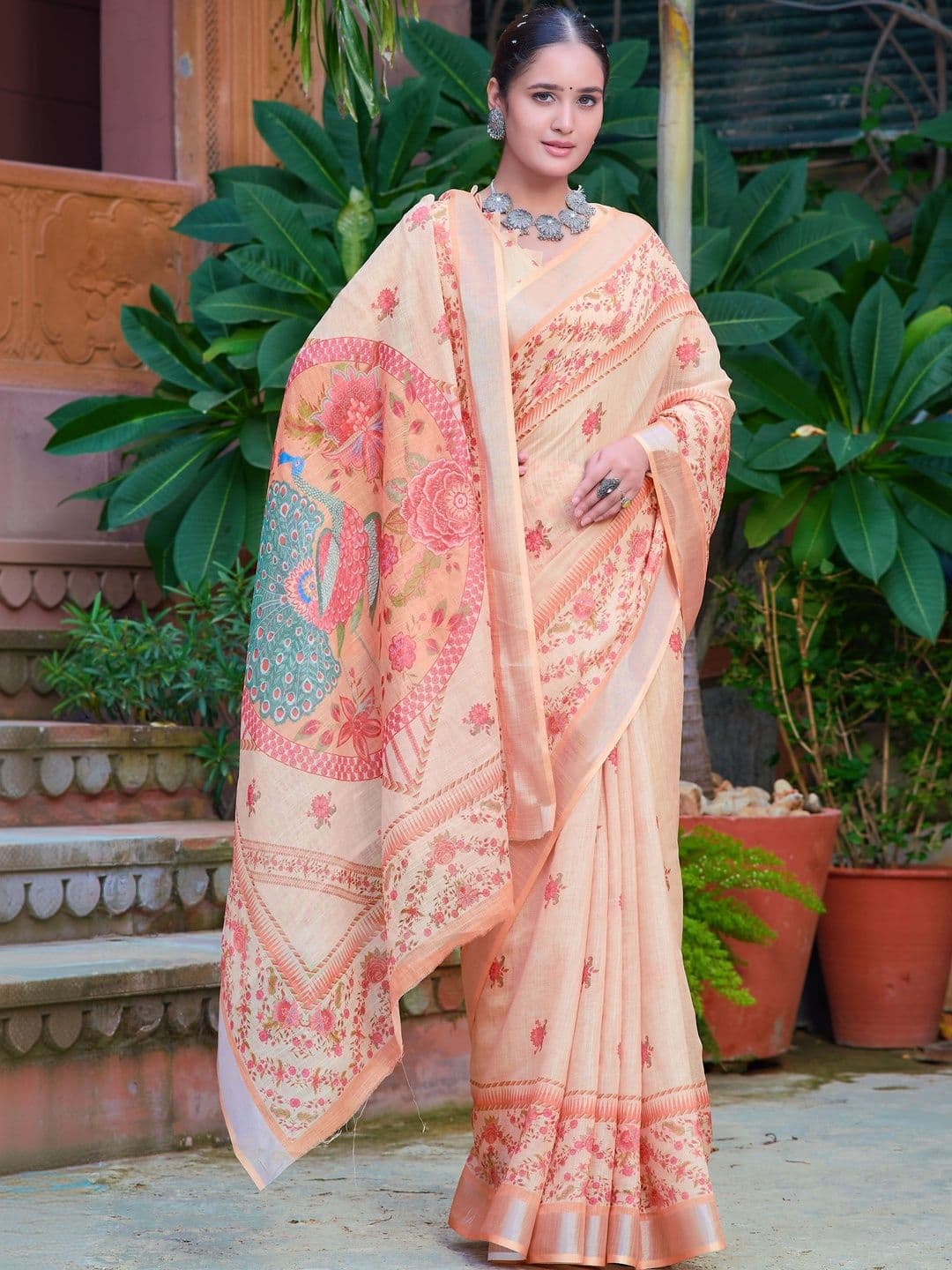 Maroosh Floral Saree - view 1