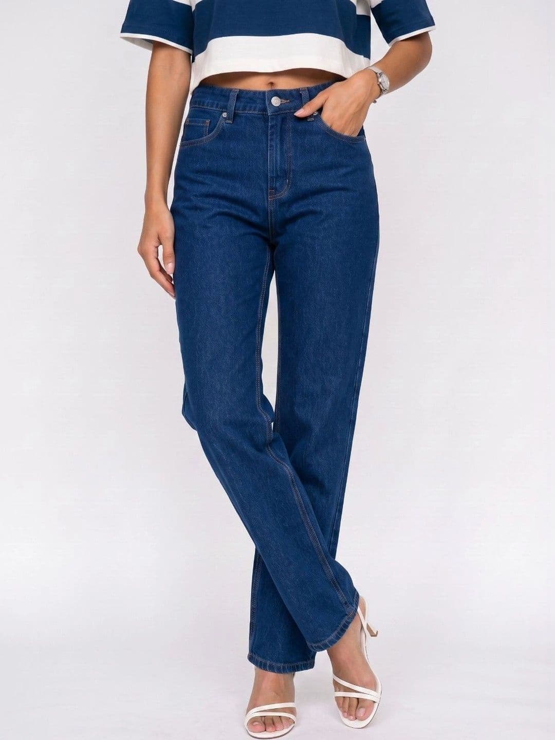 jeancherry Women Classic Relaxed Fit Mid-Rise Stretchable Jeans - view 1