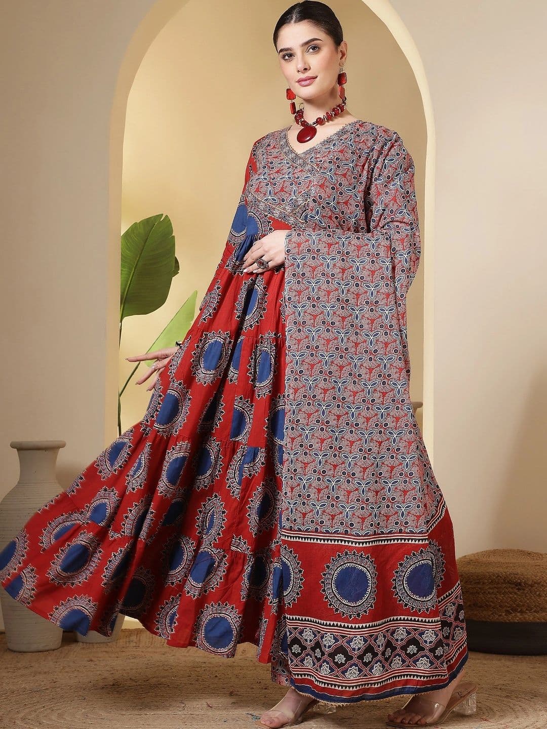 Sangria Women Ethnic Motifs Printed Tiered Pure Cotton Kurta with Trousers & With Dupatta - view 1