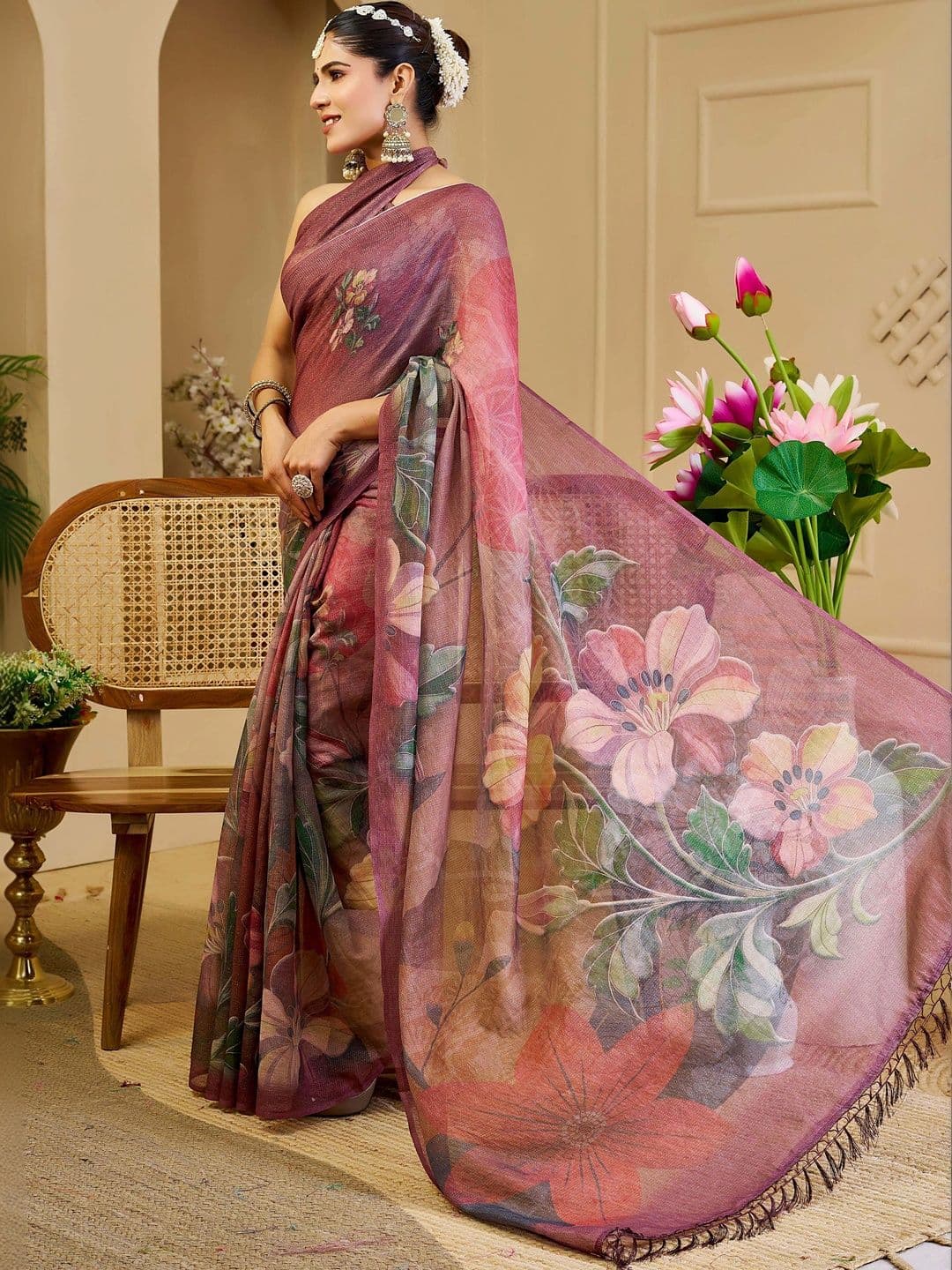 Maroosh Floral Silk Cotton Handloom Saree thumbnail 5