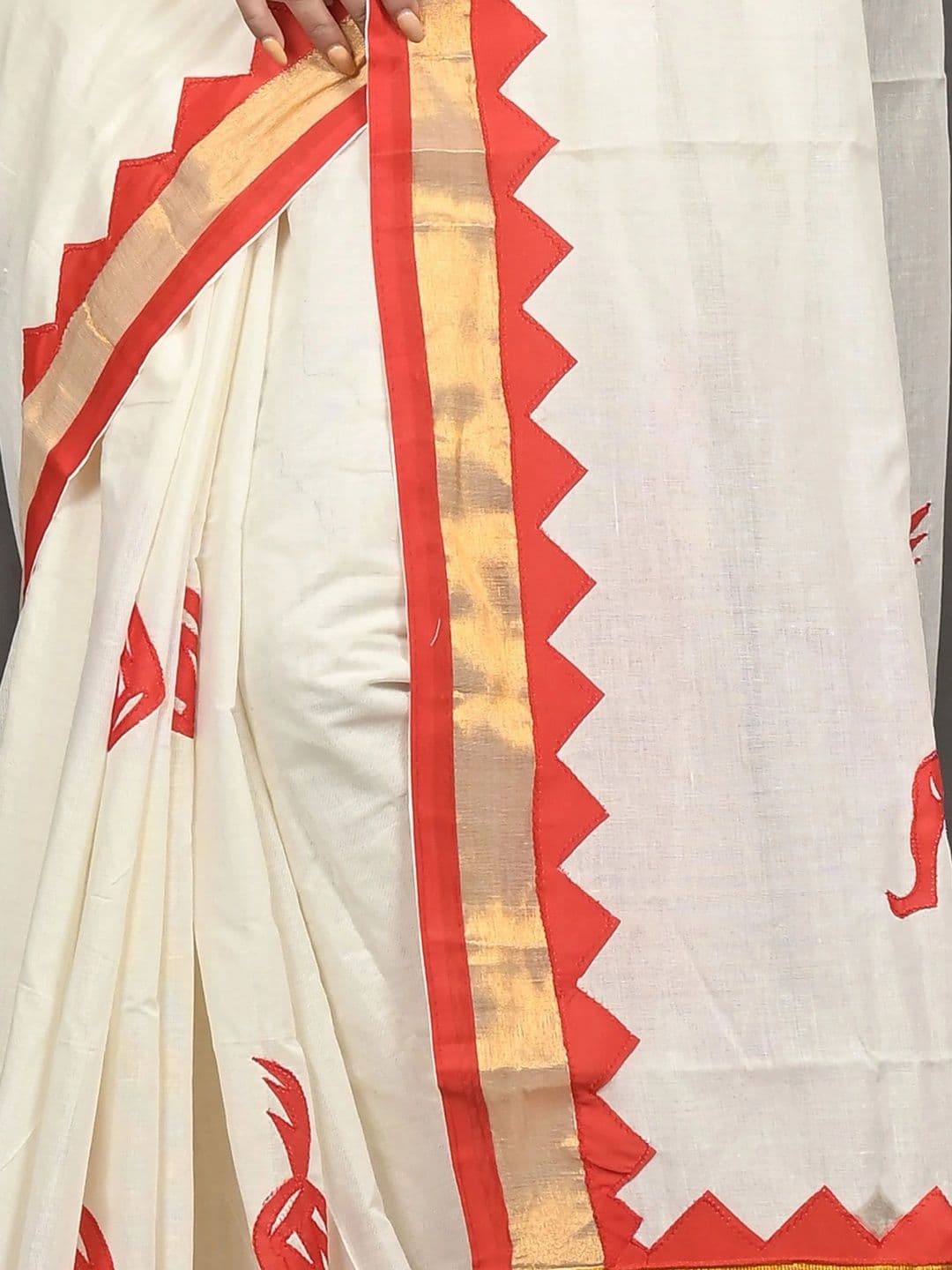 GitAsit Women Woven Design Pure Cotton Handloom Taant Saree thumbnail 5