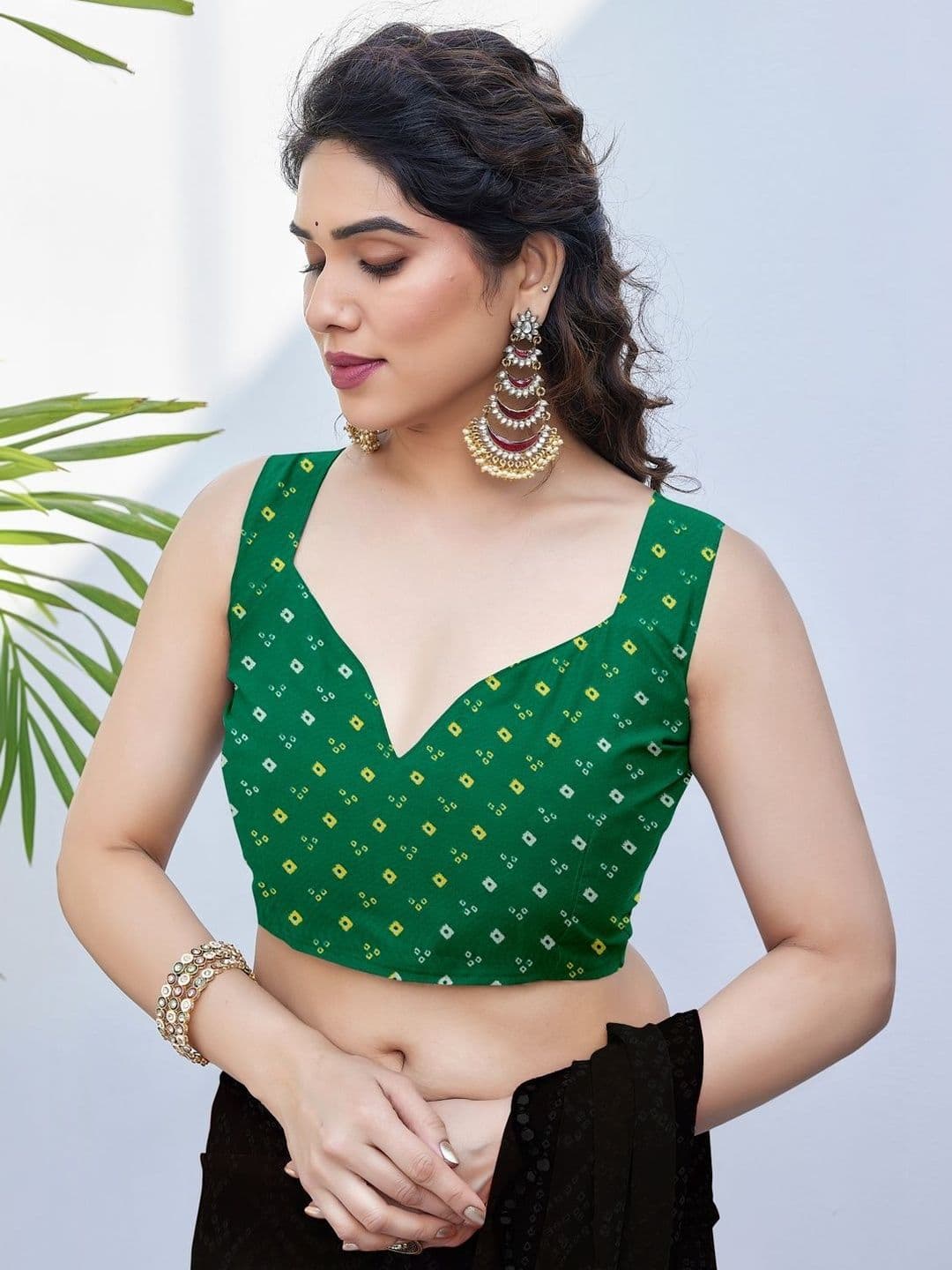 Subham Bandhani Mirror Work Poly Georgette Bandhani Saree thumbnail 5