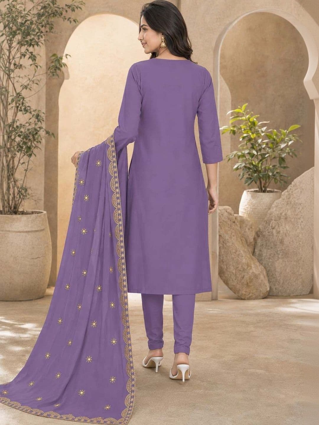 MADHUSUDAN TEX FAB Embroidered Unstitched Dress Material thumbnail 3