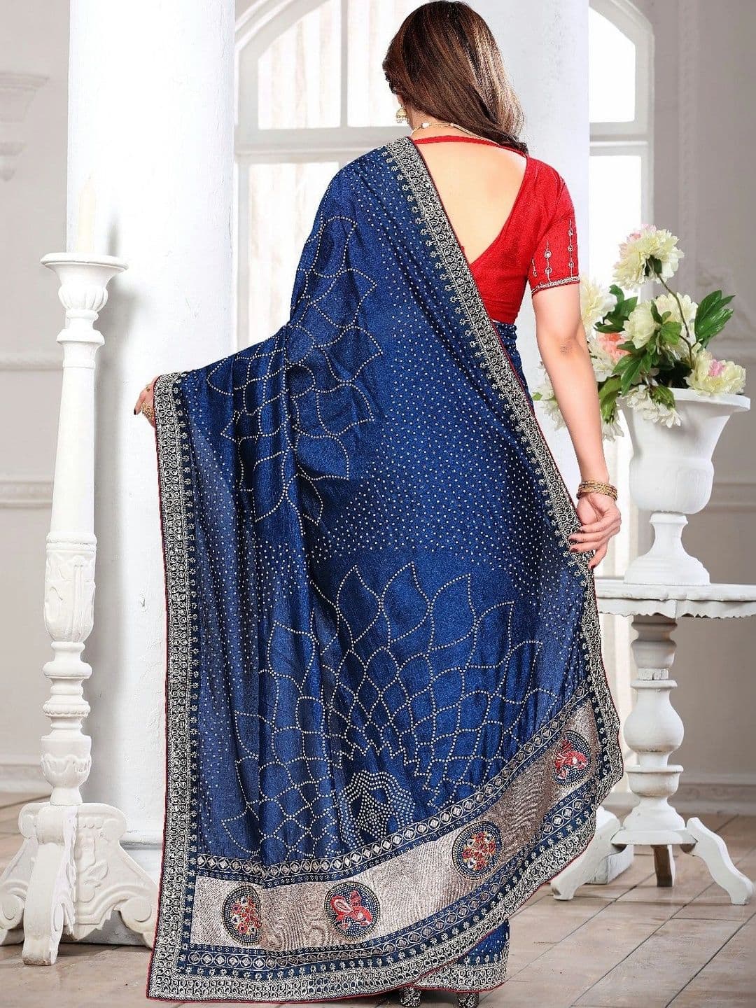 SmileyFashion Bandhani Embroidered Art Silk Designer Saree thumbnail 3