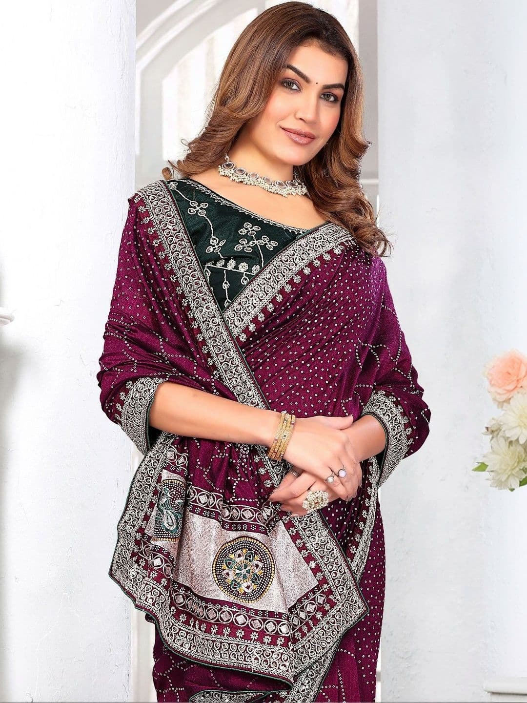 SmileyFashion Bandhani Embroidered Art Silk Designer Saree thumbnail 2