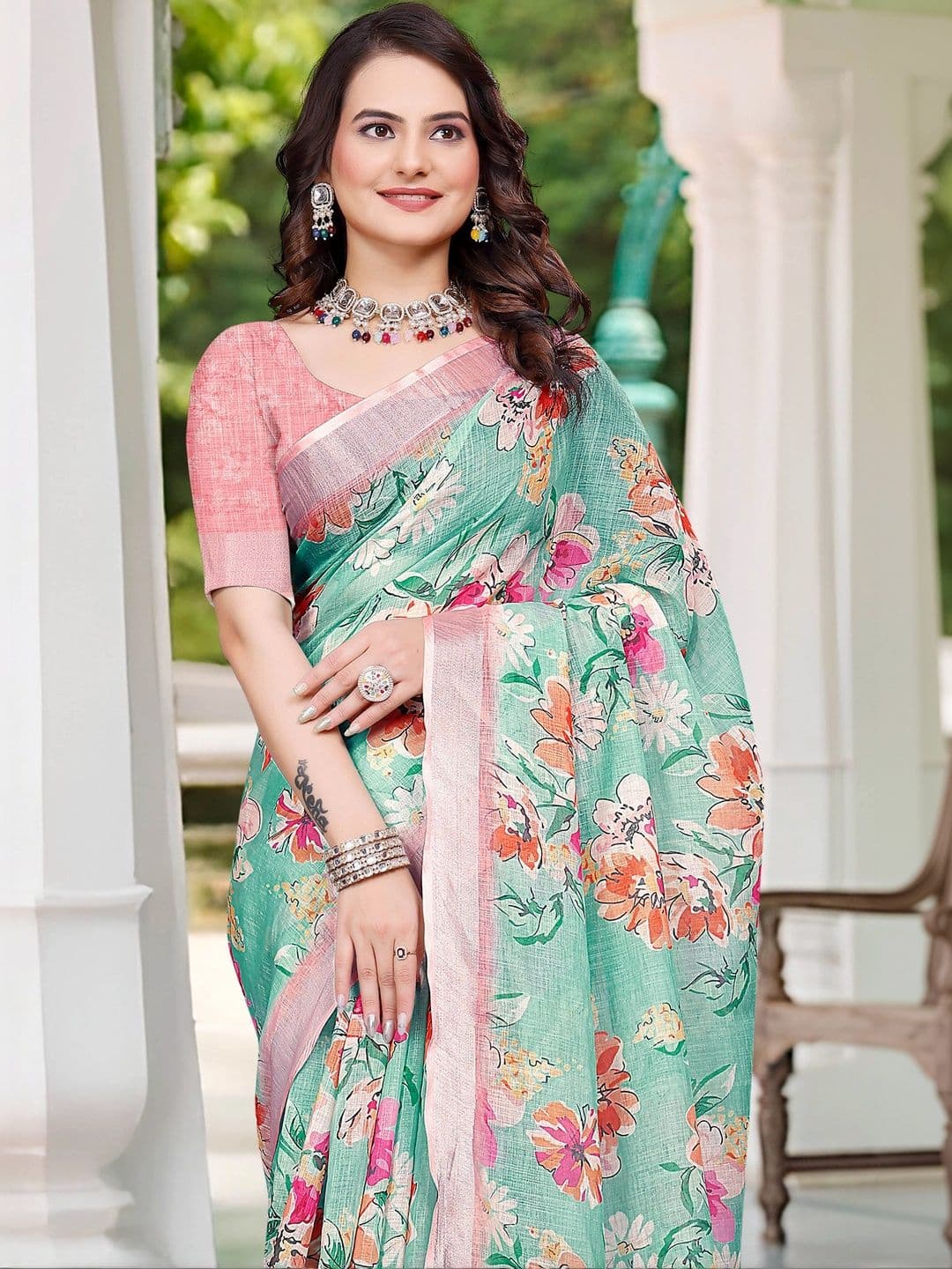 HERE&NOW Women Floral Printed Saree with Blouse Piece thumbnail 6