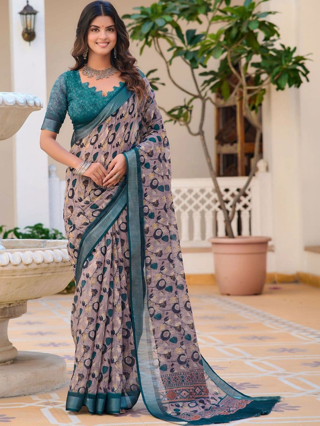 Maroosh Floral Saree - view 1