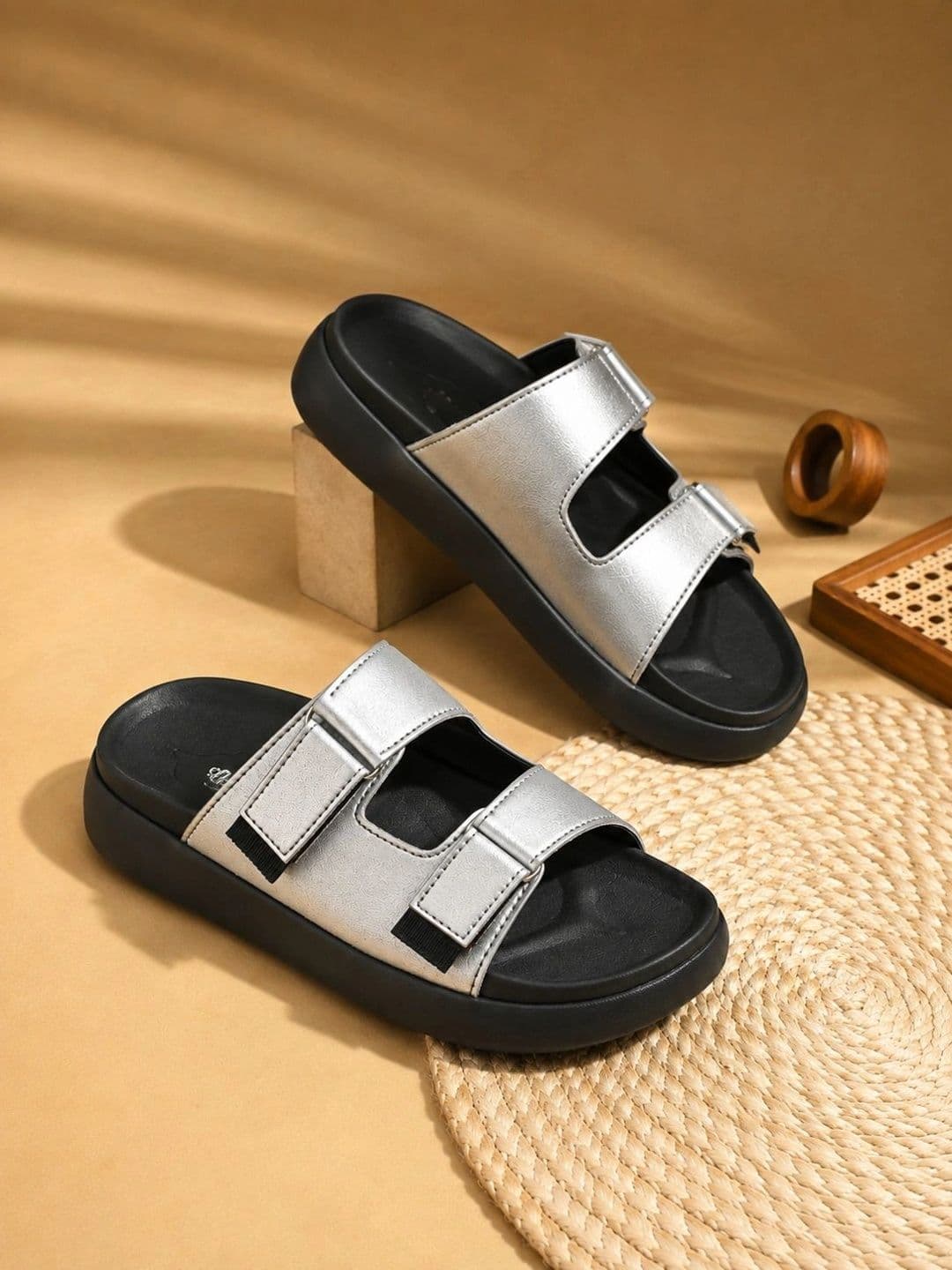 Mast & Harbour Men Comfort Sandals thumbnail 2