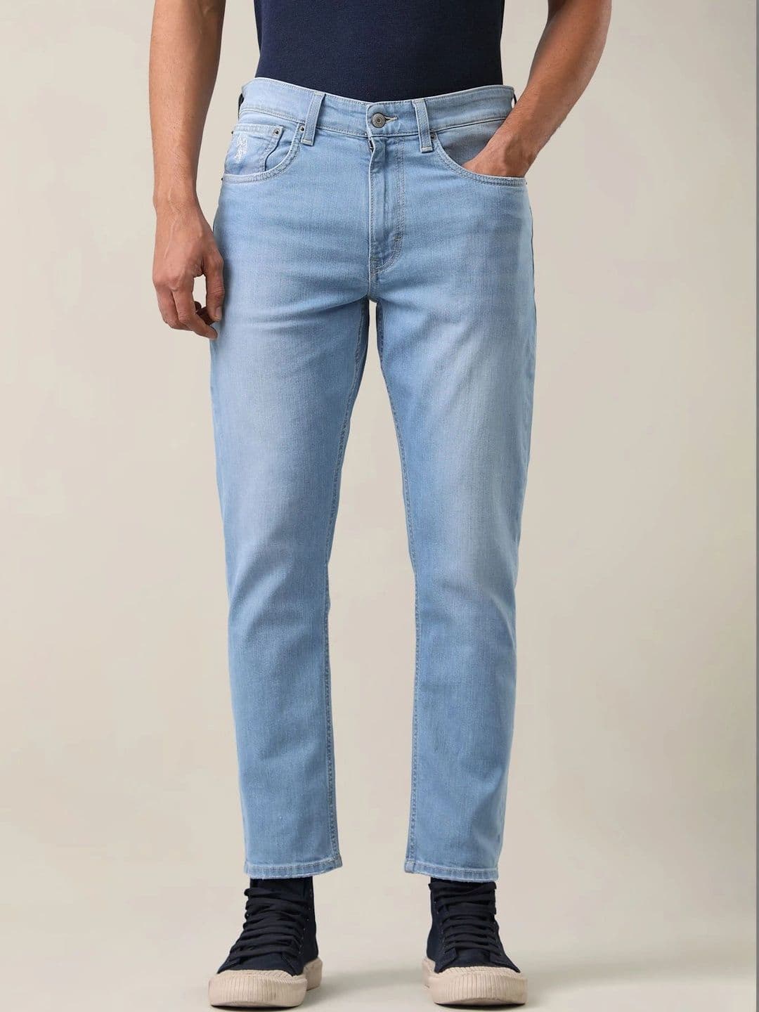 U.S. Polo Assn. Denim Co. Men Straight Fit Mid-Rise Low Distress Jeans thumbnail 5