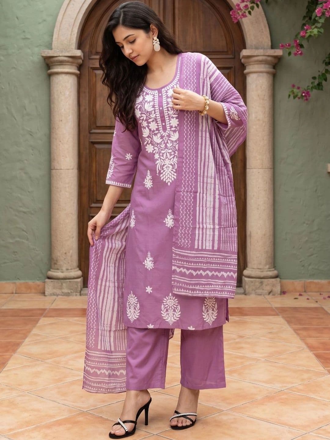 Anouk Women Ethnic Motifs Embroidered Regular Thread Work Pure Cotton Kurta with Trousers & With Dupatta thumbnail 7