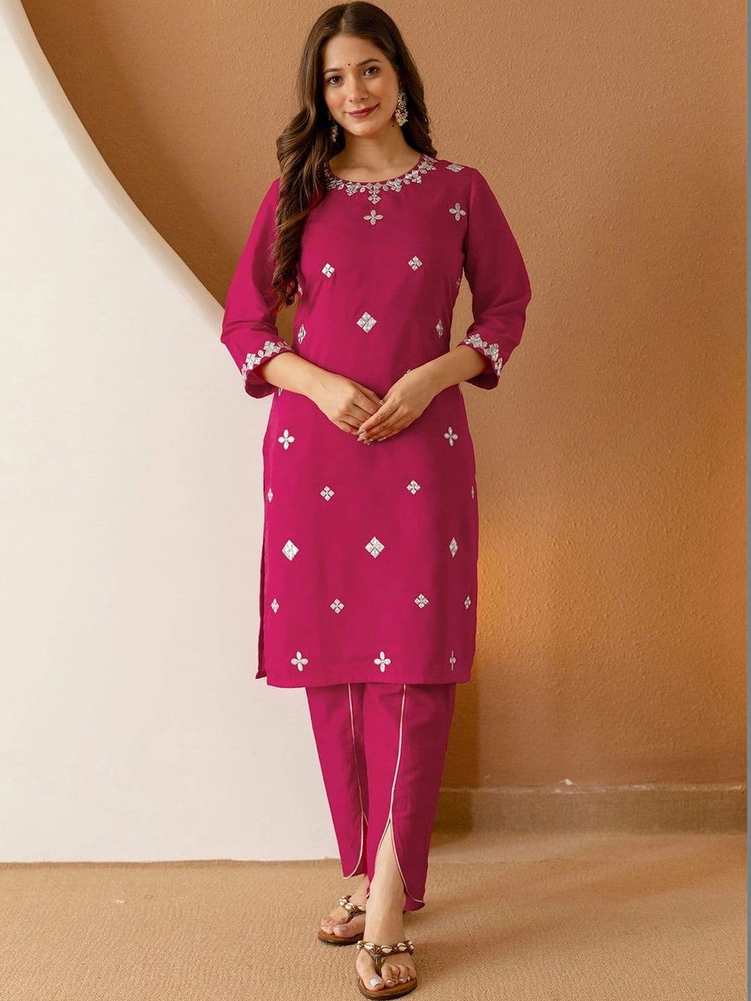 SKYLEE Women Embroidered Regular Thread Work Kurta with Trousers & With Dupatta thumbnail 3