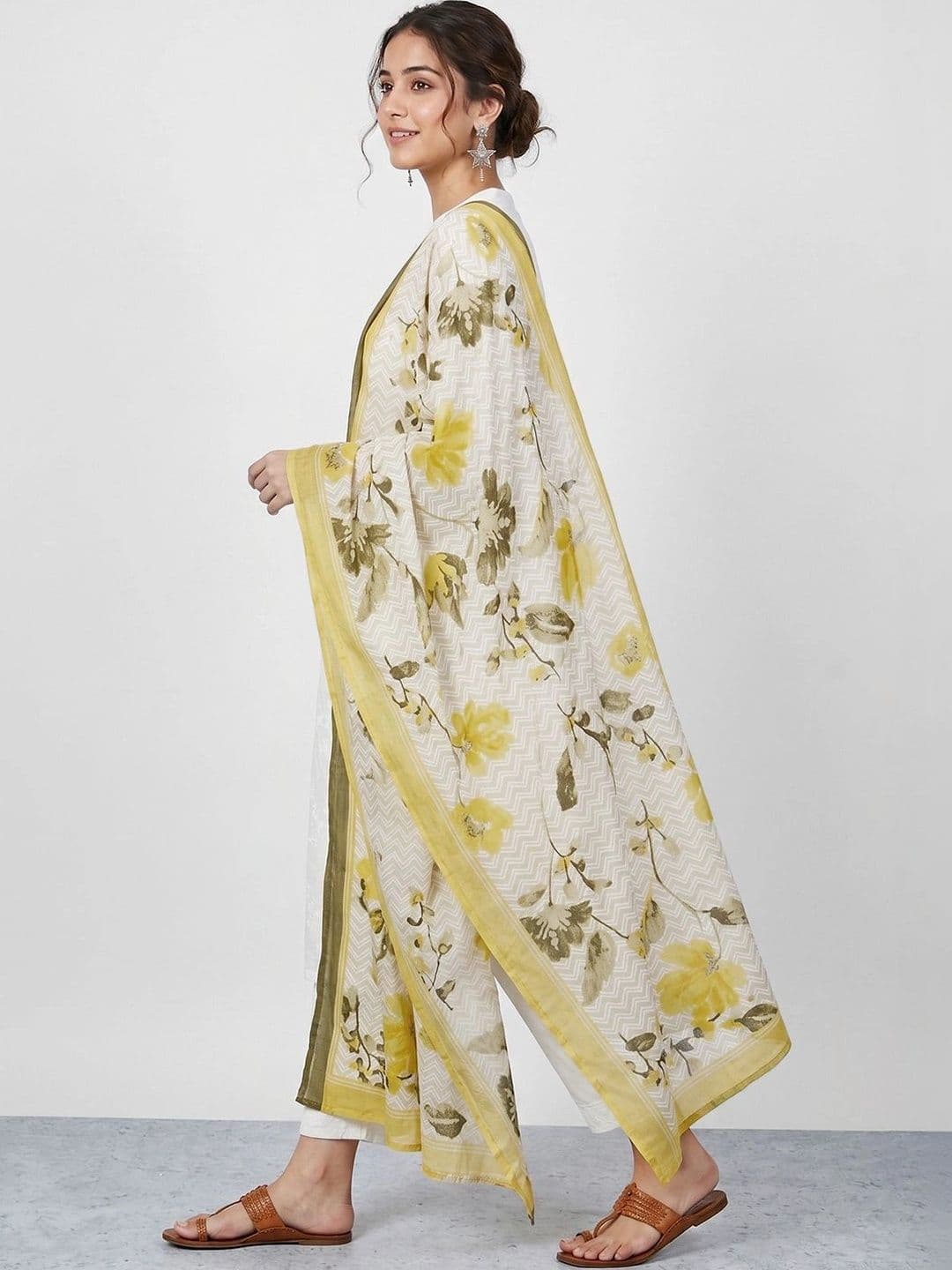 Melange by Lifestyle Printed Viscose Rayon Blend Dupatta thumbnail 3