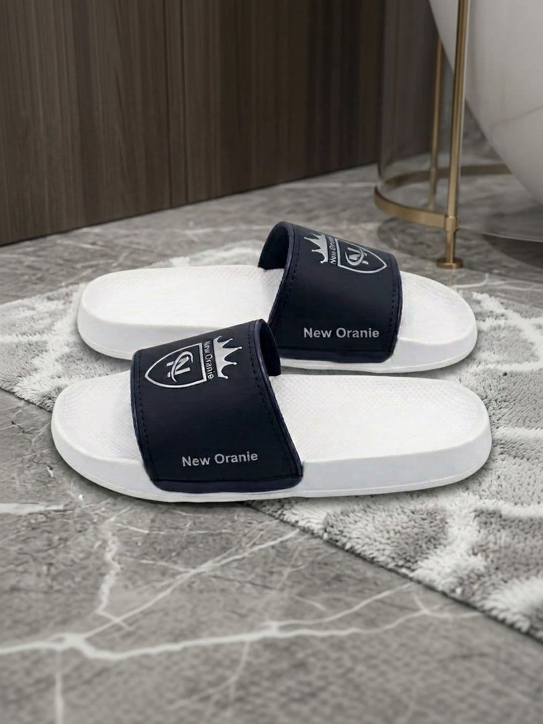 NEW ORANIE Men Printed Thong Flip-Flops thumbnail 2