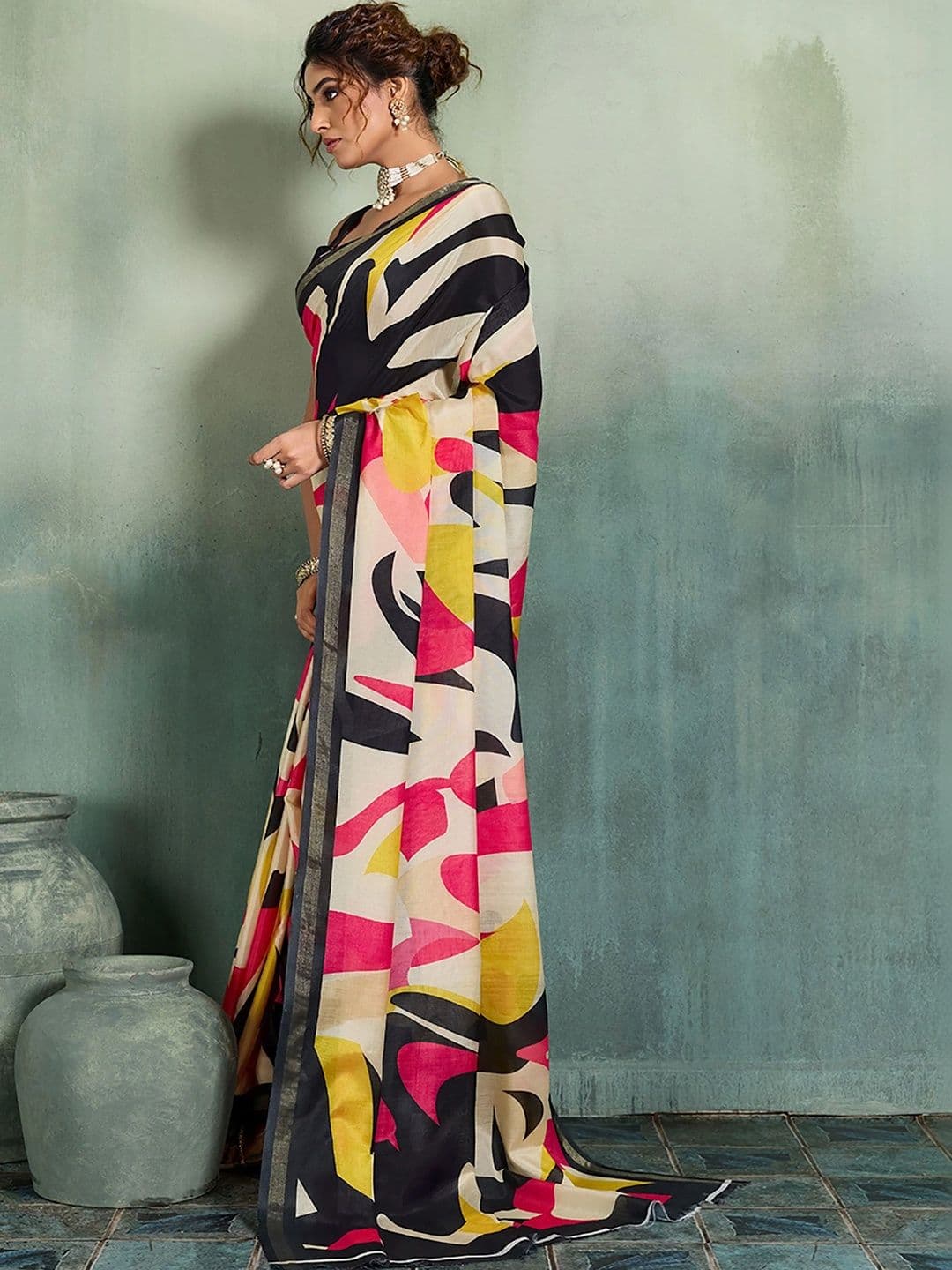 KALINI Designer Block Print Saree thumbnail 6