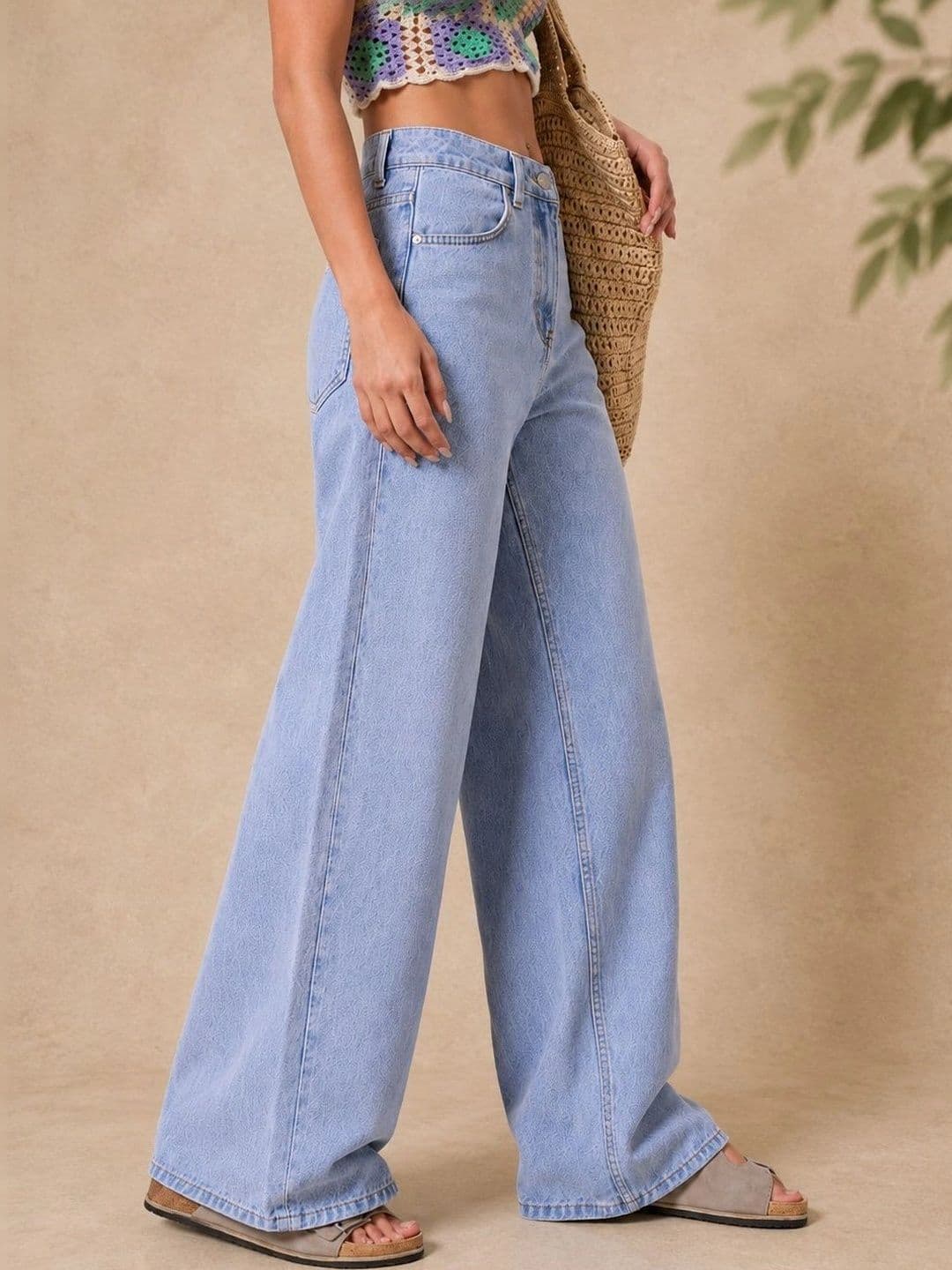 DressBerry Women Comfort Wide Leg High-Rise Light Fade Stretchable Jeans thumbnail 3