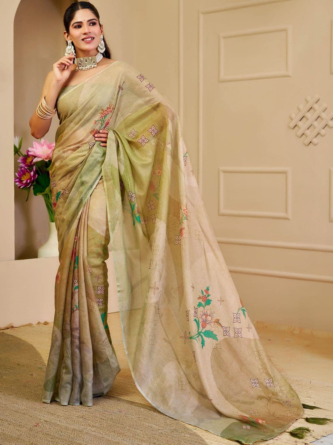 HERE&NOW Women Floral Silk Cotton Handloom Saree - view 1