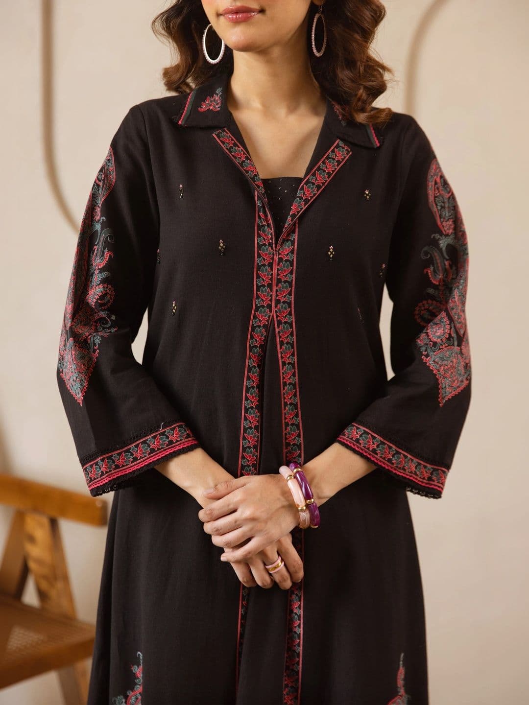Sangria Women Paisley Embroidered Angrakha Thread Work Kurta with Trousers thumbnail 6