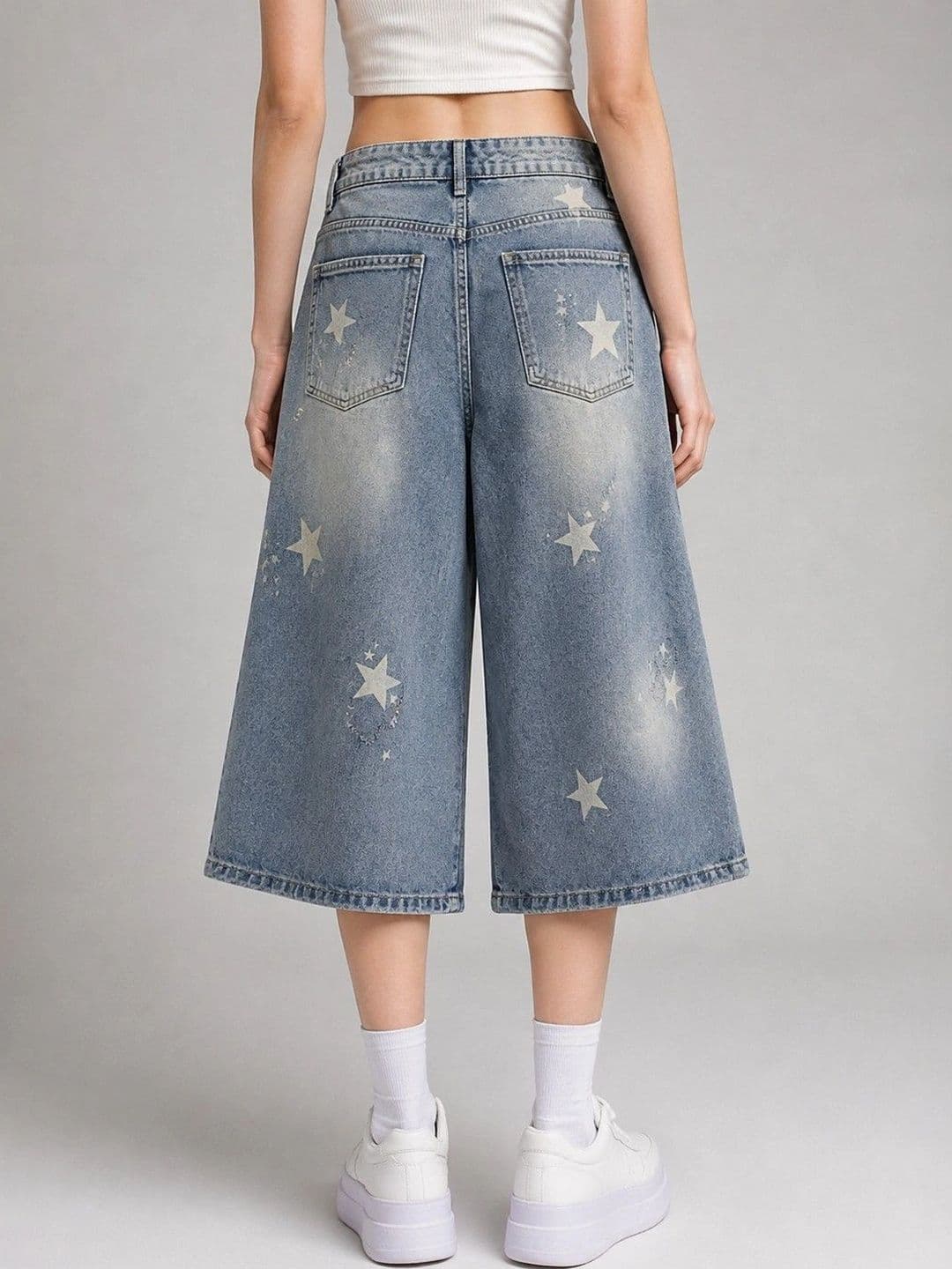 Suo Women Wide Leg Low-Rise Low Distress Printed Jeans thumbnail 2