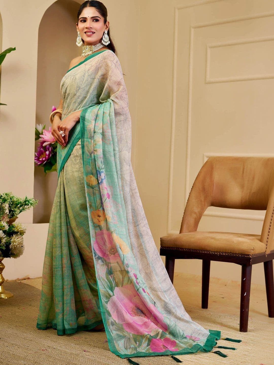 MANVAA Women Floral Silk Cotton Handloom Saree thumbnail 4