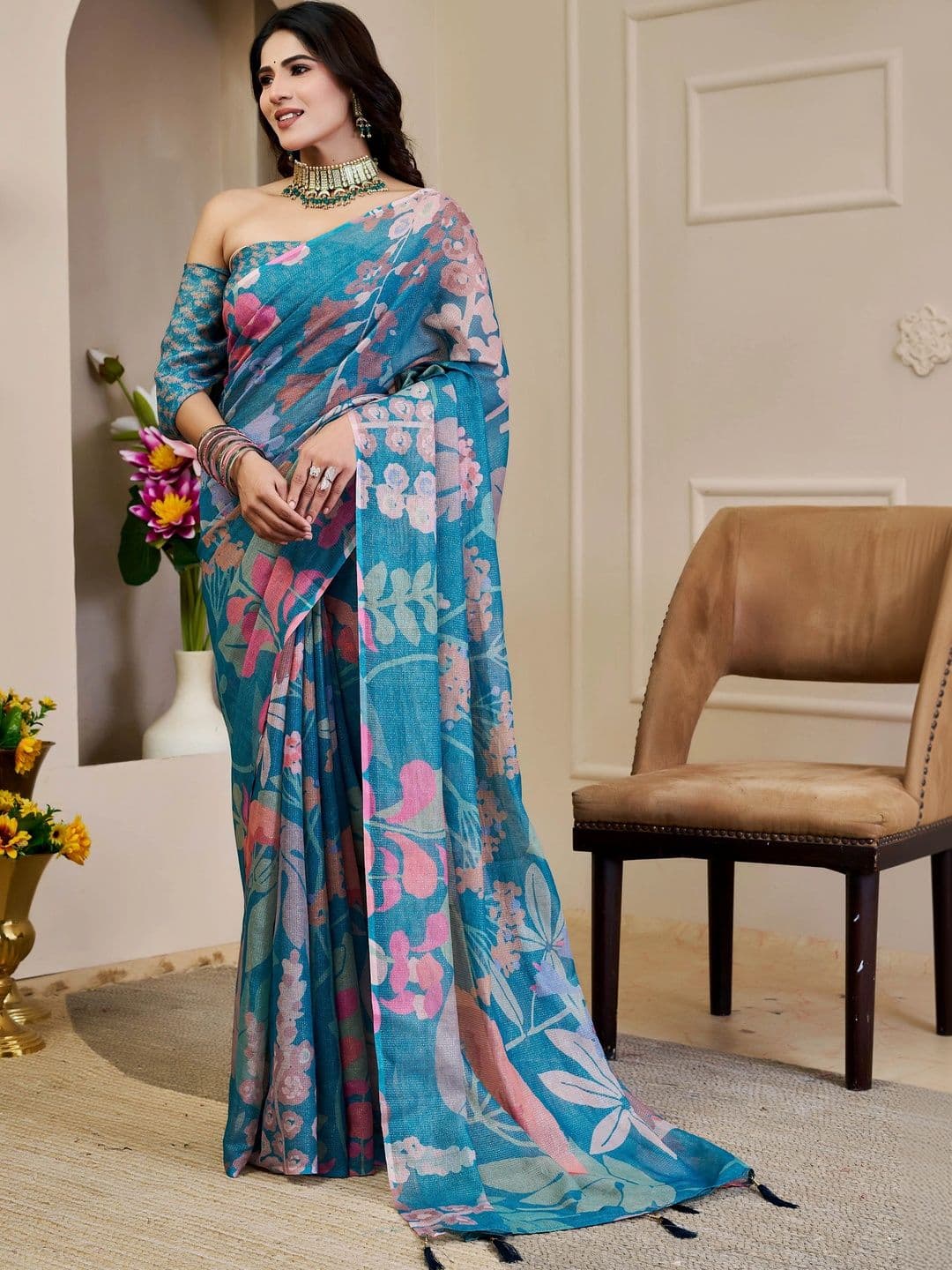 Maroosh Women Floral Silk Cotton Handloom Saree - view 1