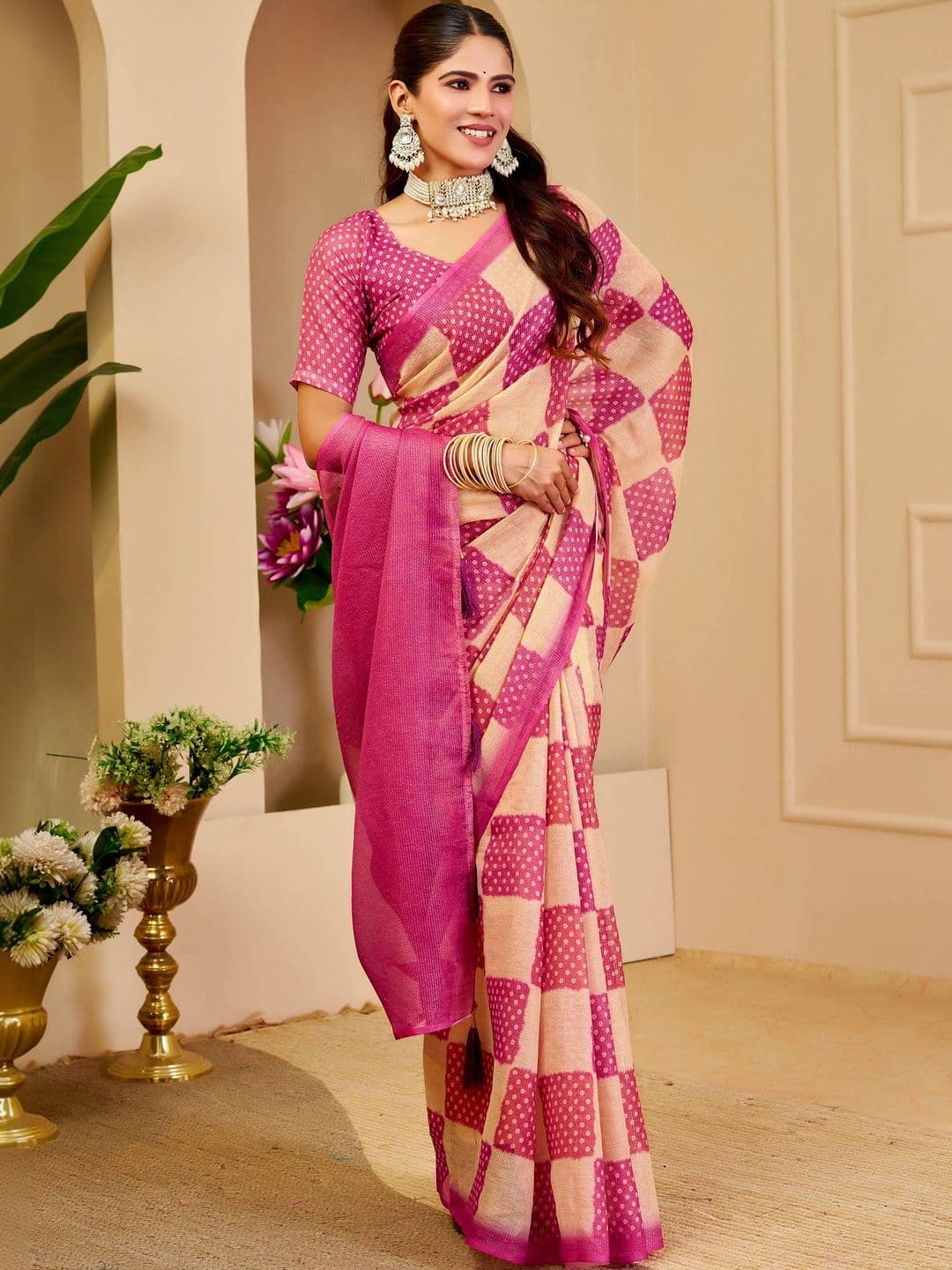 Maroosh Checked Silk Cotton Handloom Saree thumbnail 3