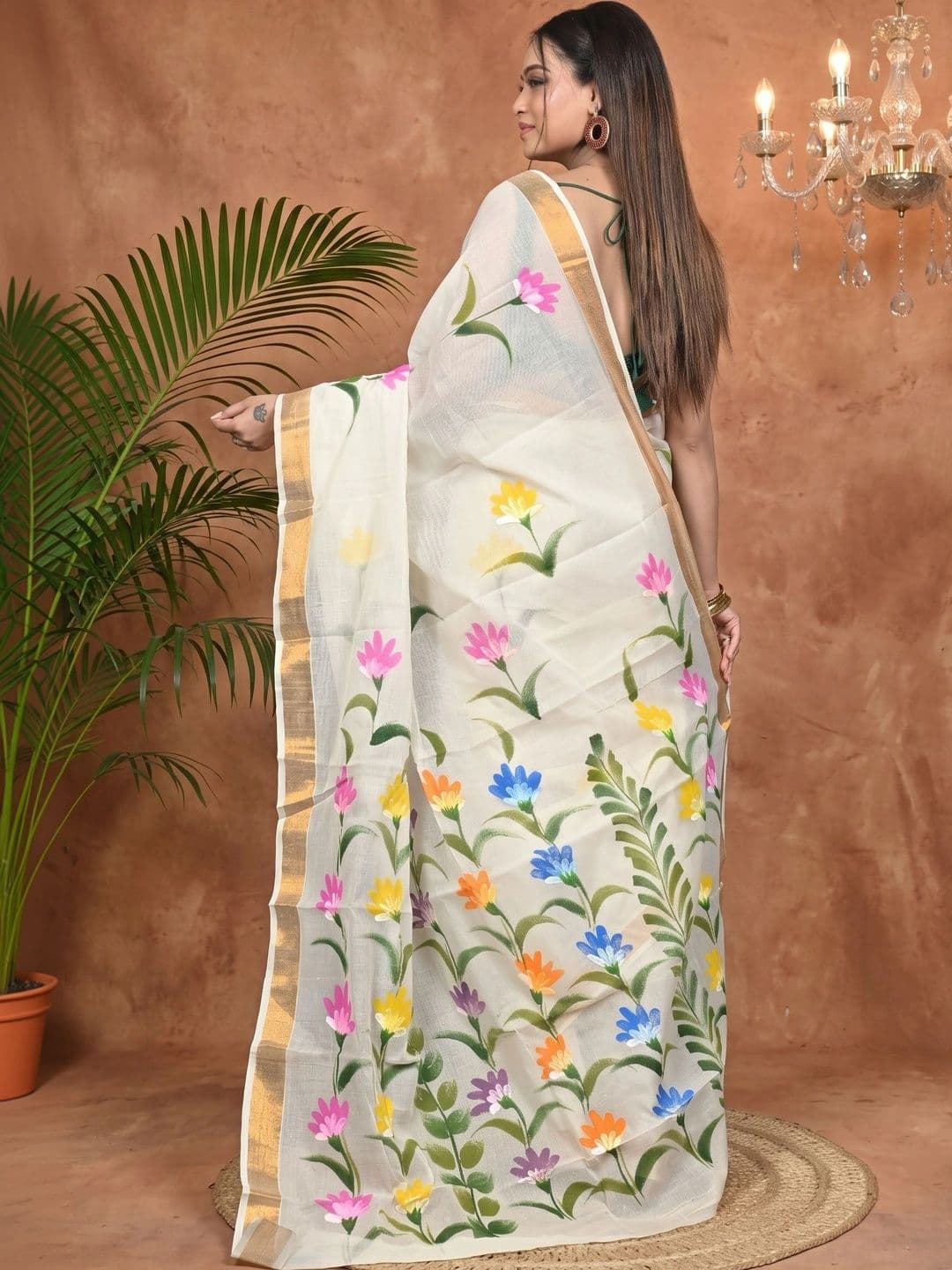 GitAsit Floral Women  Sequinned Pure Cotton Handloom Taant Saree thumbnail 2