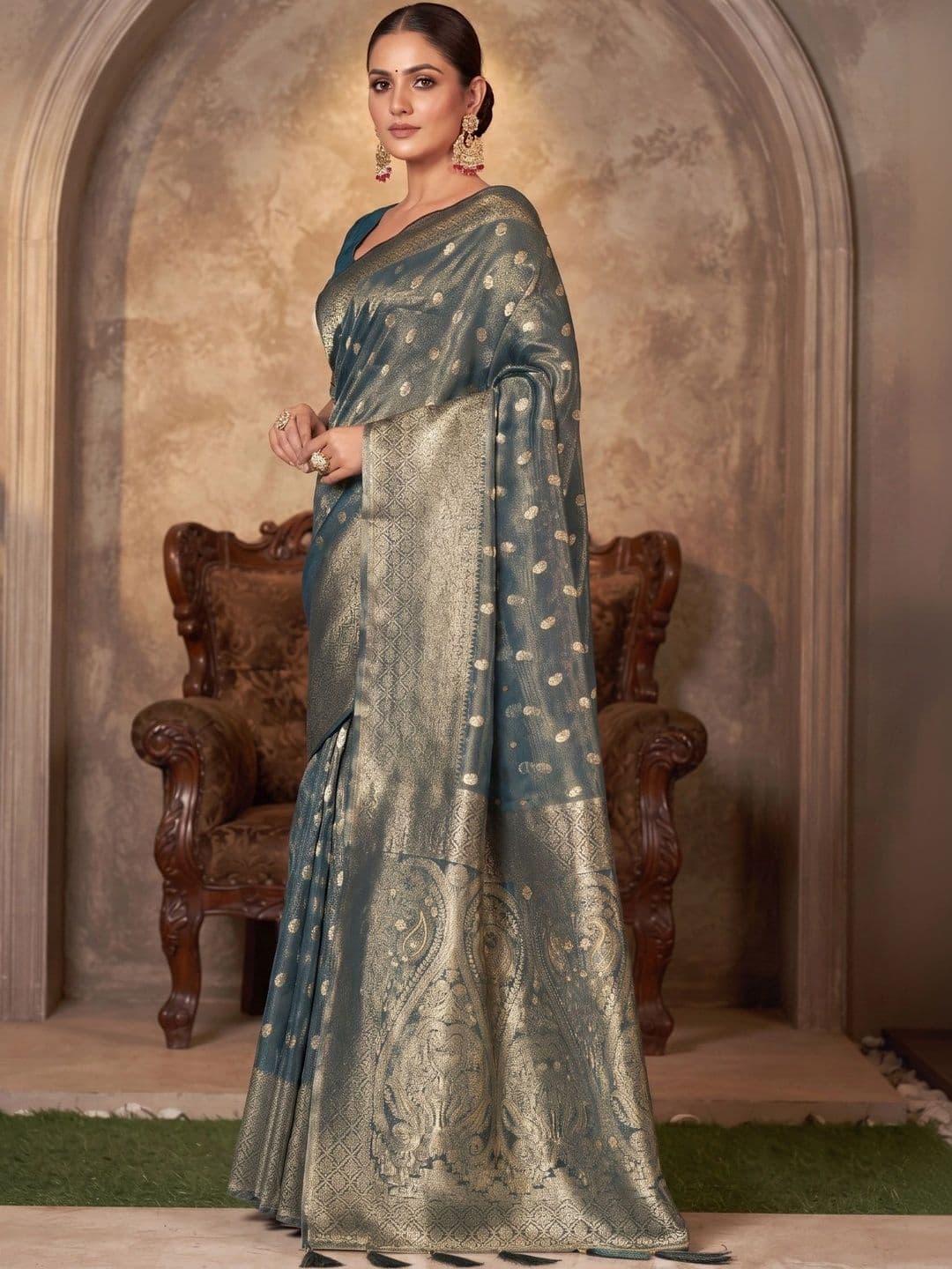 MONJOLIKA FASHION Woven Design Zari Silk Blend Designer Bomkai silk Saree thumbnail 6