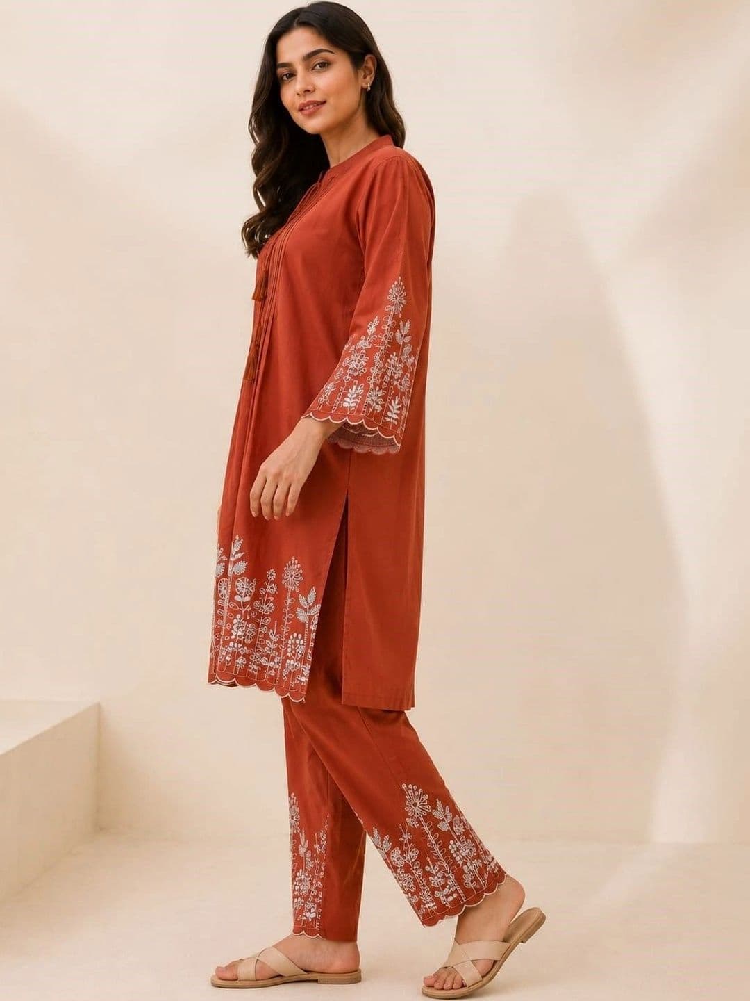 Ilaaha Women Ethnic Motifs Embroidered Regular Thread Work Pure Cotton Kurta with Trousers thumbnail 2
