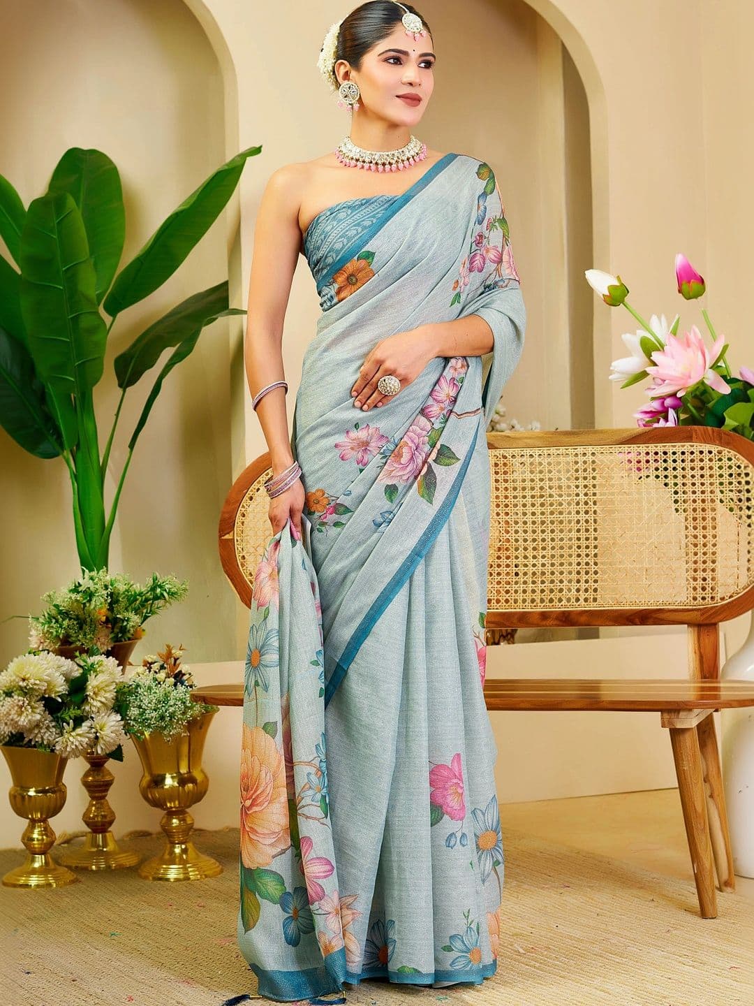 MANVAA Women Floral Silk Cotton Handloom Saree thumbnail 2