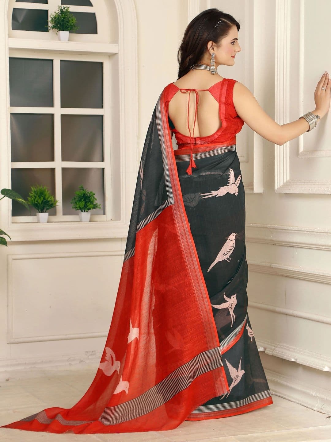 MANVAA Saree thumbnail 4