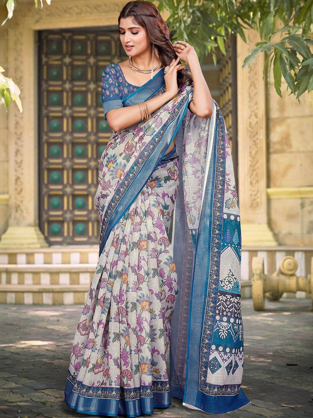 HERE&NOW Floral Saree thumbnail 2