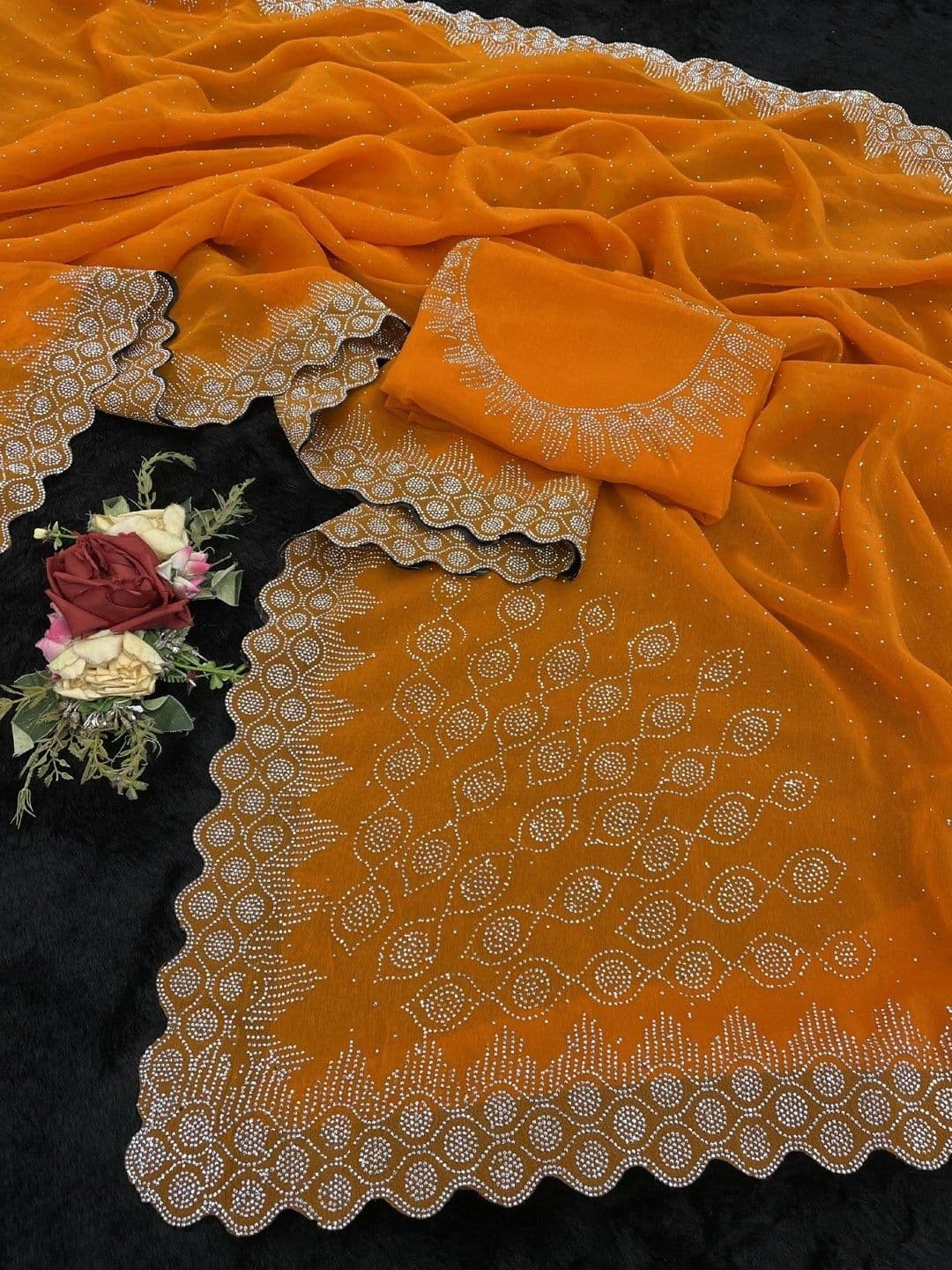 SmileyFashion Embroidered Pure Georgette Saree thumbnail 3