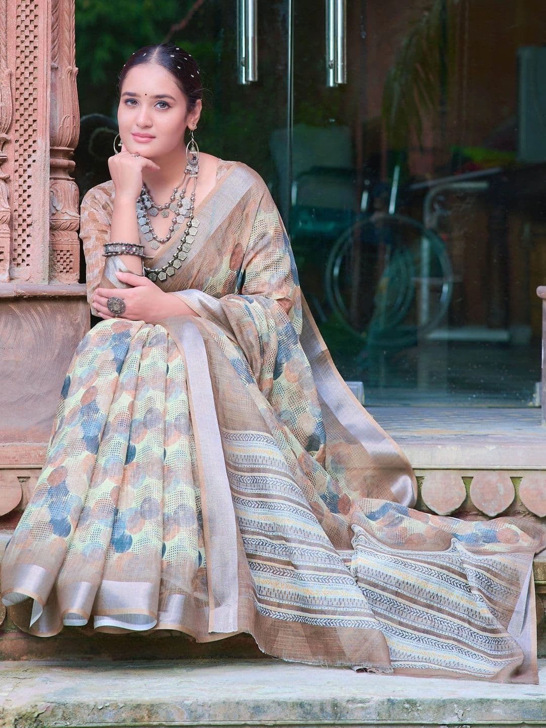 MANVAA Saree thumbnail 2