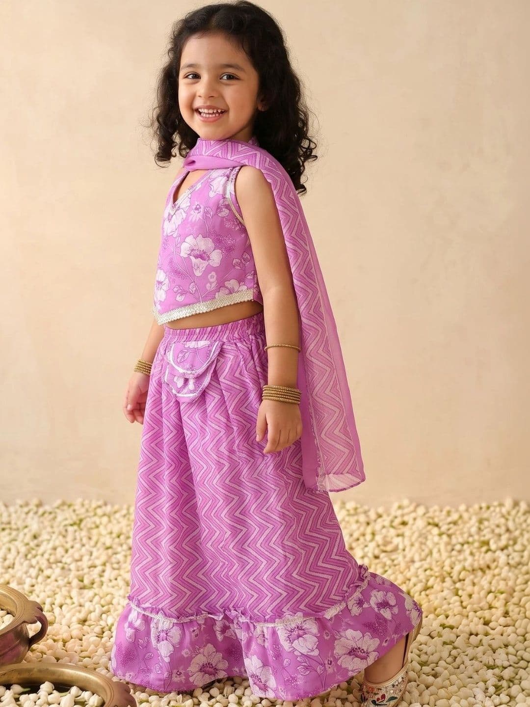 Aj DEZInES Girls Printed Ready to Wear Lehenga & Blouse With Dupatta thumbnail 6
