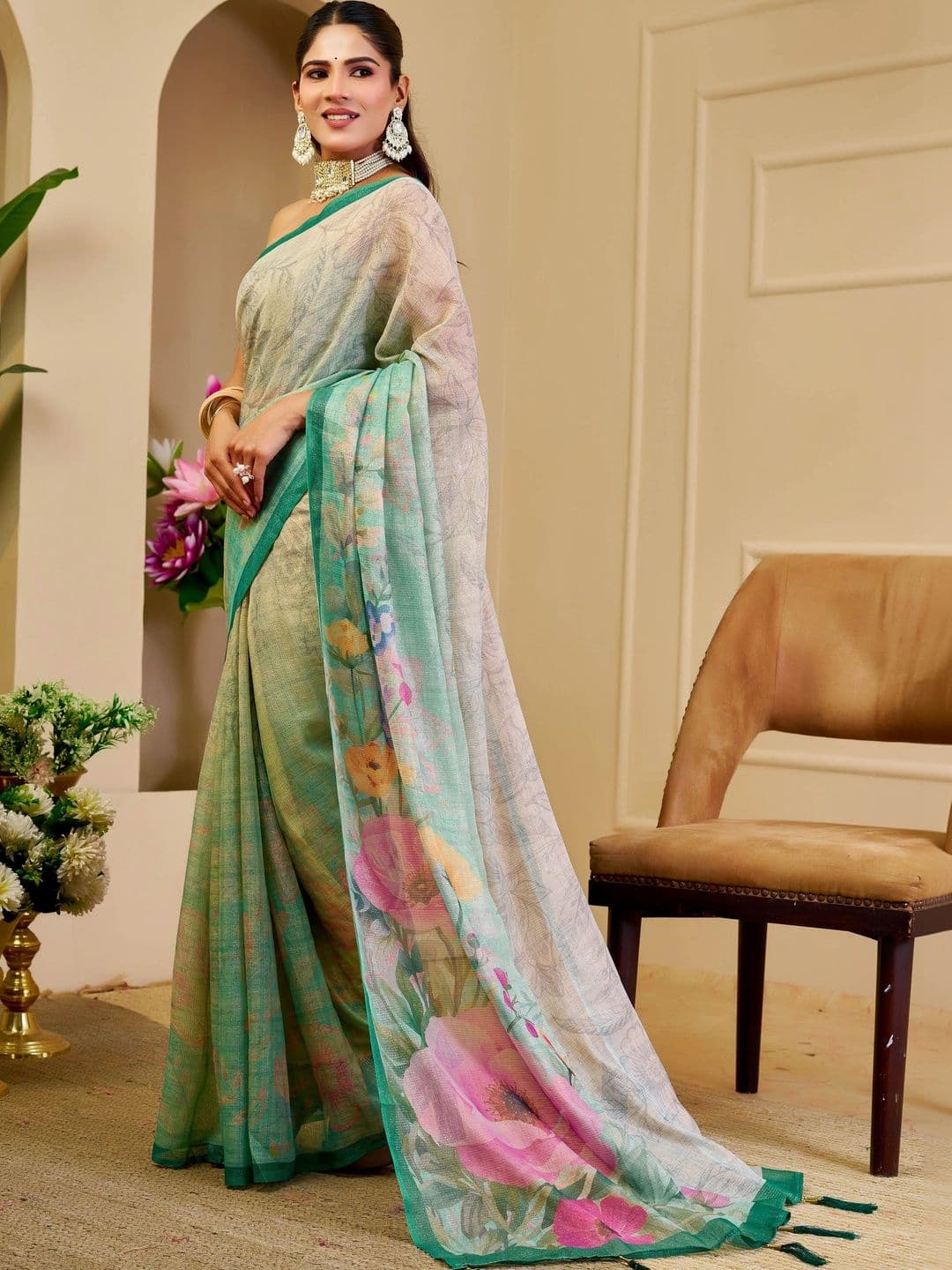 Maroosh Floral Silk Cotton Handloom Saree thumbnail 6