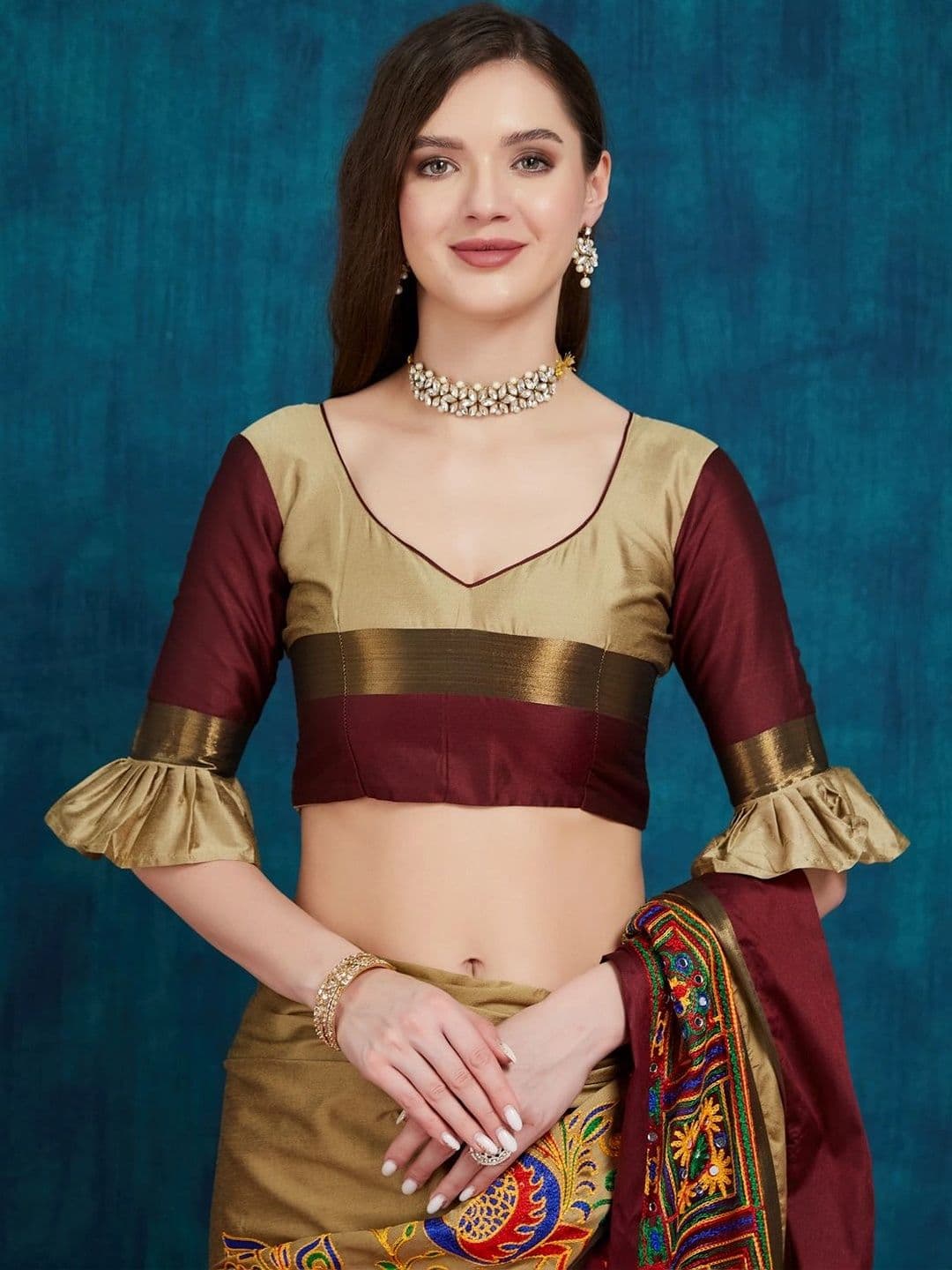 Sangria Mirror Work Silk Cotton Heavy Work Saree thumbnail 3