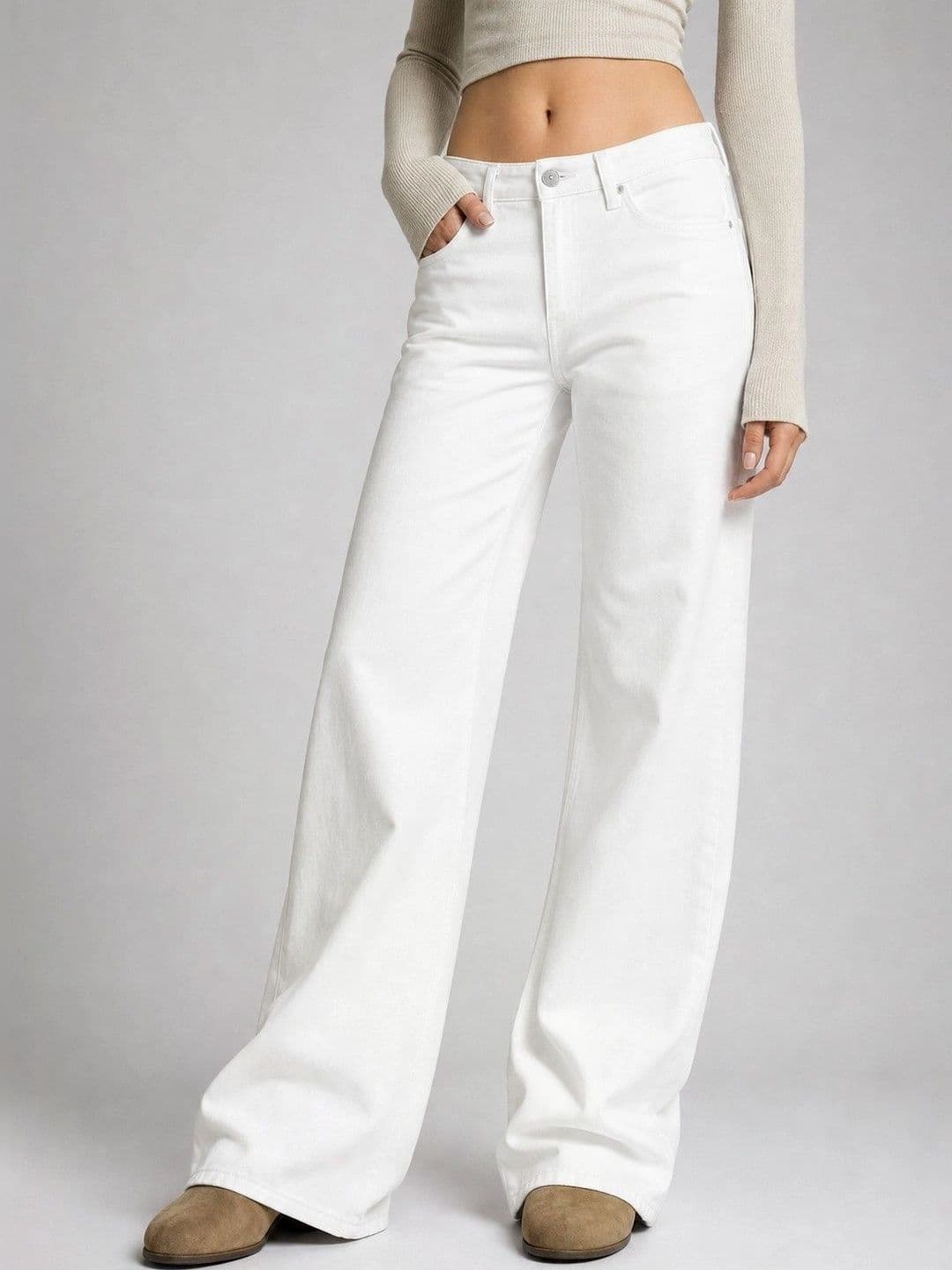 Suo Women Straight Fit Low-Rise Jeans thumbnail 3