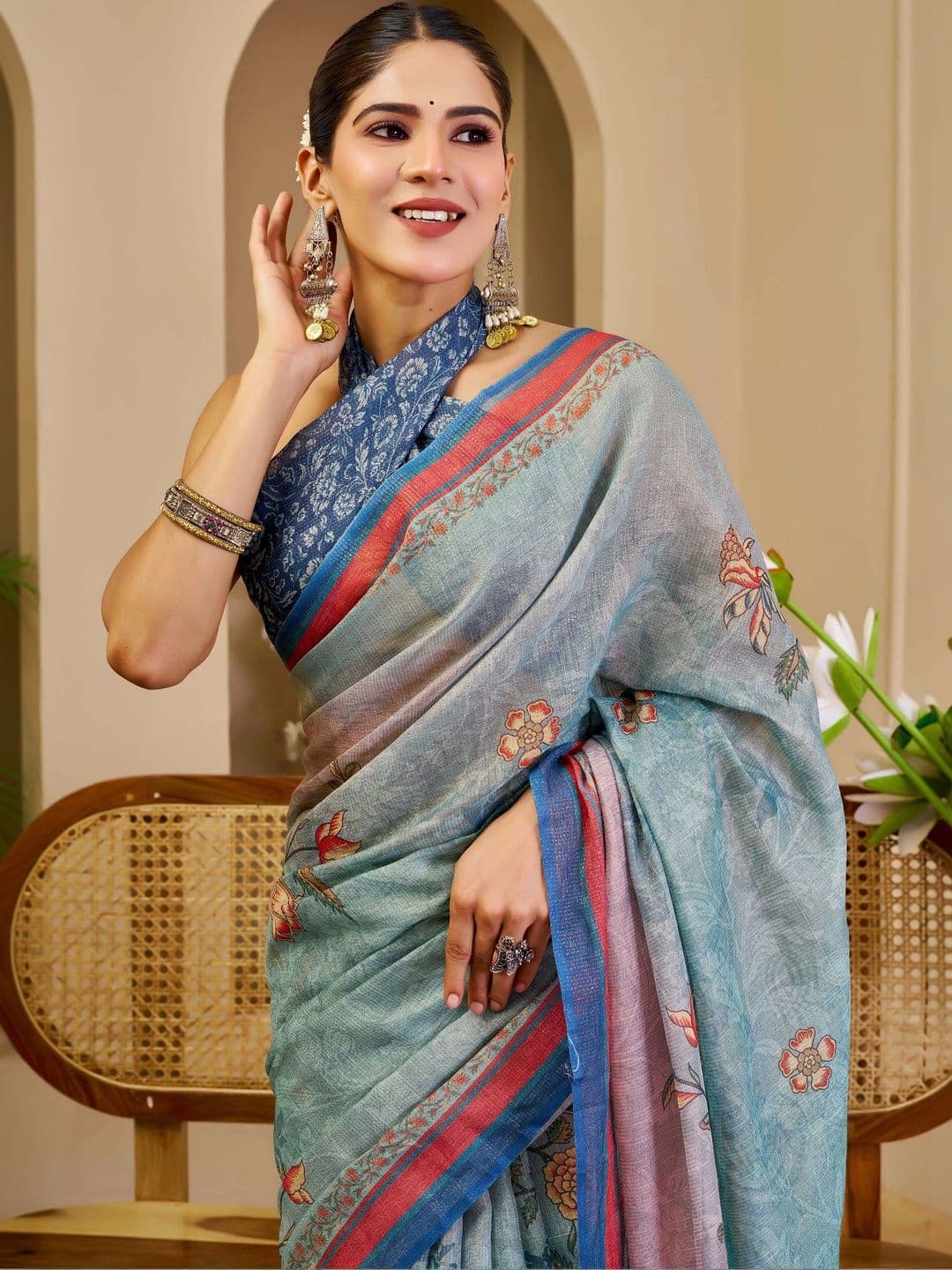 MANVAA Floral Silk Cotton Handloom Saree thumbnail 3