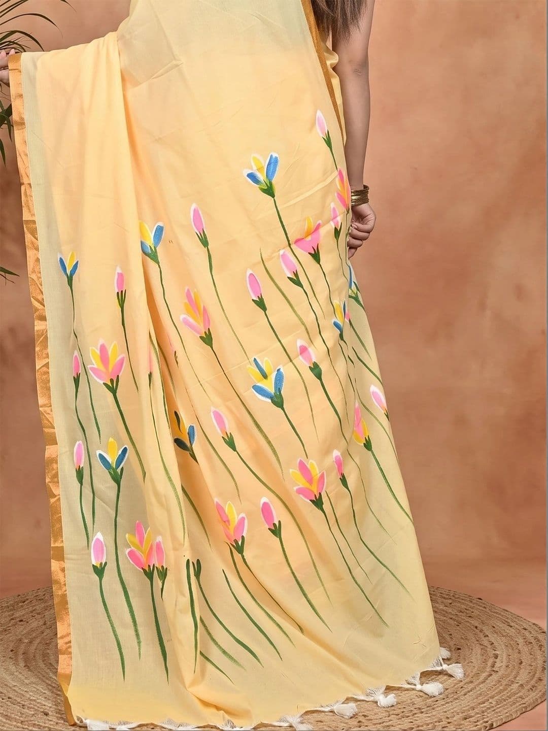 GitAsit Women Ethnic Motifs Sequinned Pure Cotton Handloom Taant Saree thumbnail 6