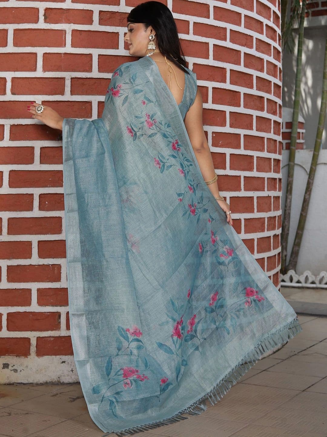 MANVAA Floral Silk Cotton Handloom Saree thumbnail 2