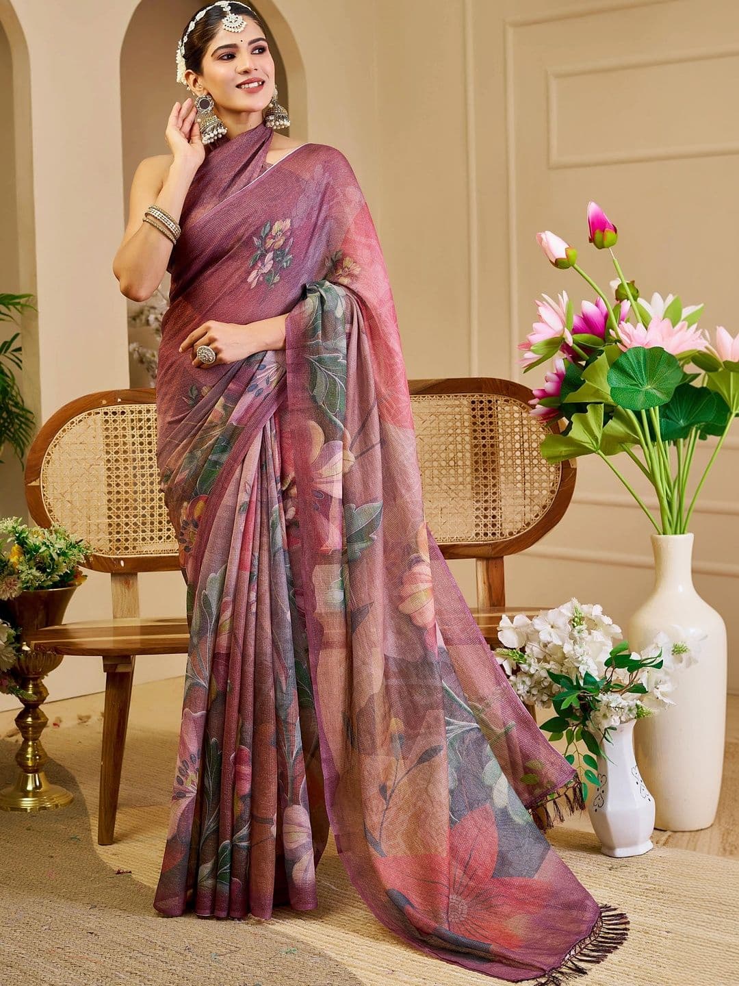 HERE&NOW Women Floral Silk Cotton Handloom Saree - view 1