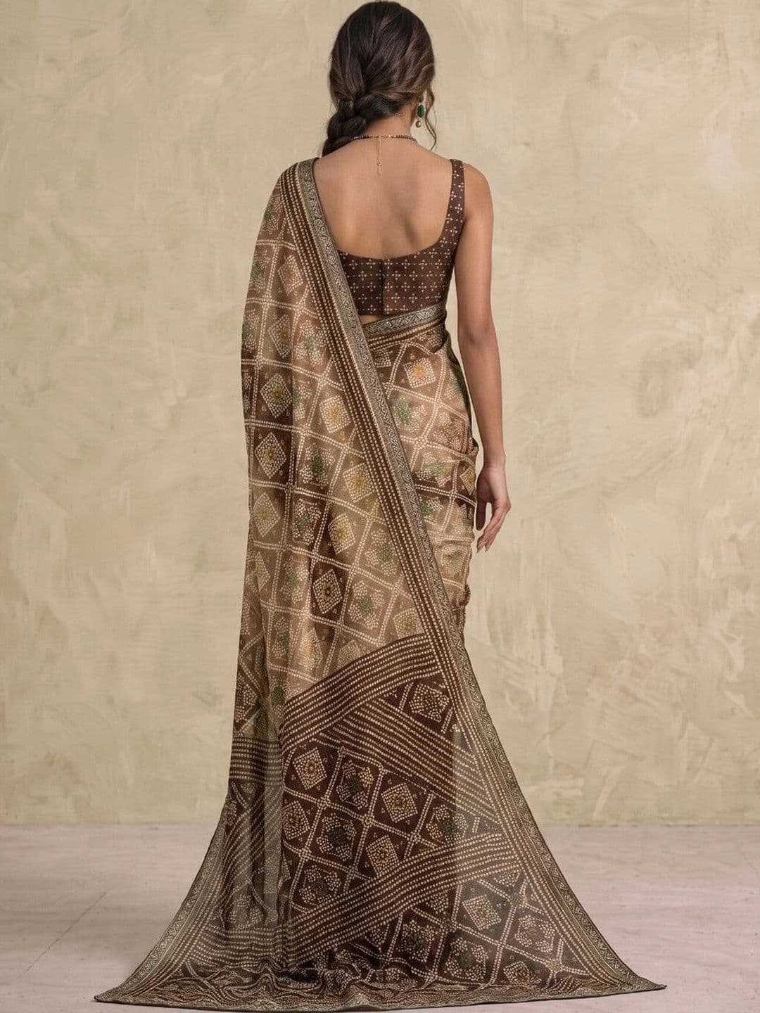 SAARA Ethnic Motifs Pure Georgette Saree thumbnail 2