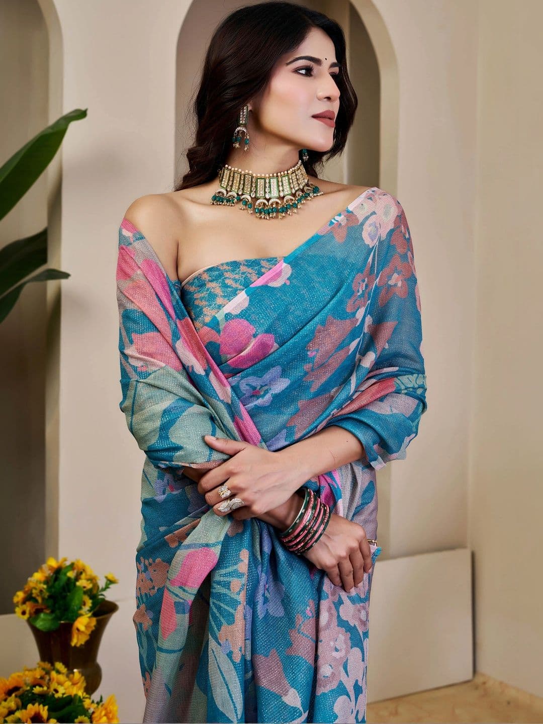 Maroosh Women  Floral Silk Cotton Handloom Saree thumbnail 5