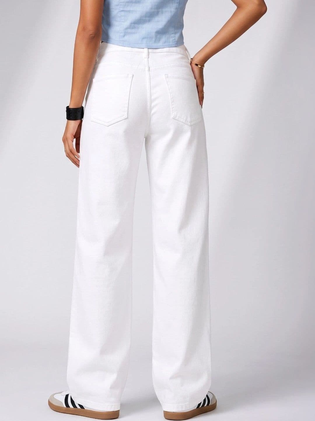 jeancherry Women Classic Relaxed Fit Mid-Rise Stretchable Jeans thumbnail 2