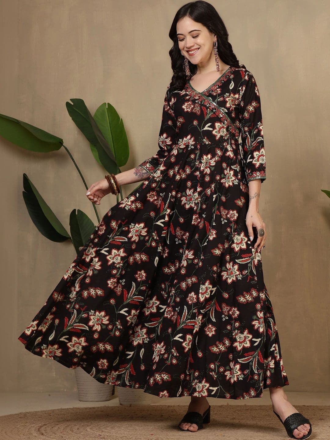 Sangria Women Floral Printed Floral Anarkali Kurta - view 1