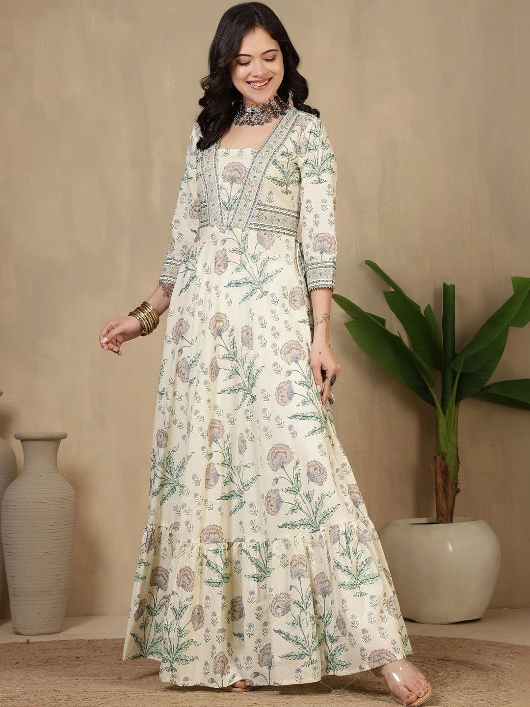 Sangria Women Floral Printed Floral Anarkali Kurta thumbnail 7