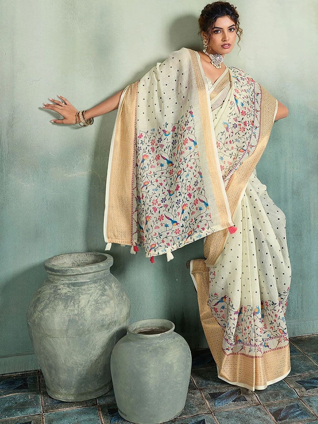 KALINI Women Designer Block Print Saree thumbnail 2