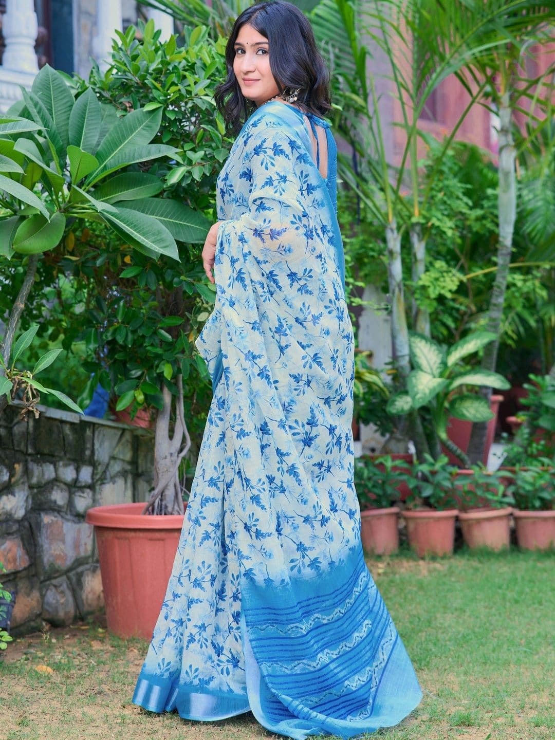 Maroosh Floral Saree thumbnail 6