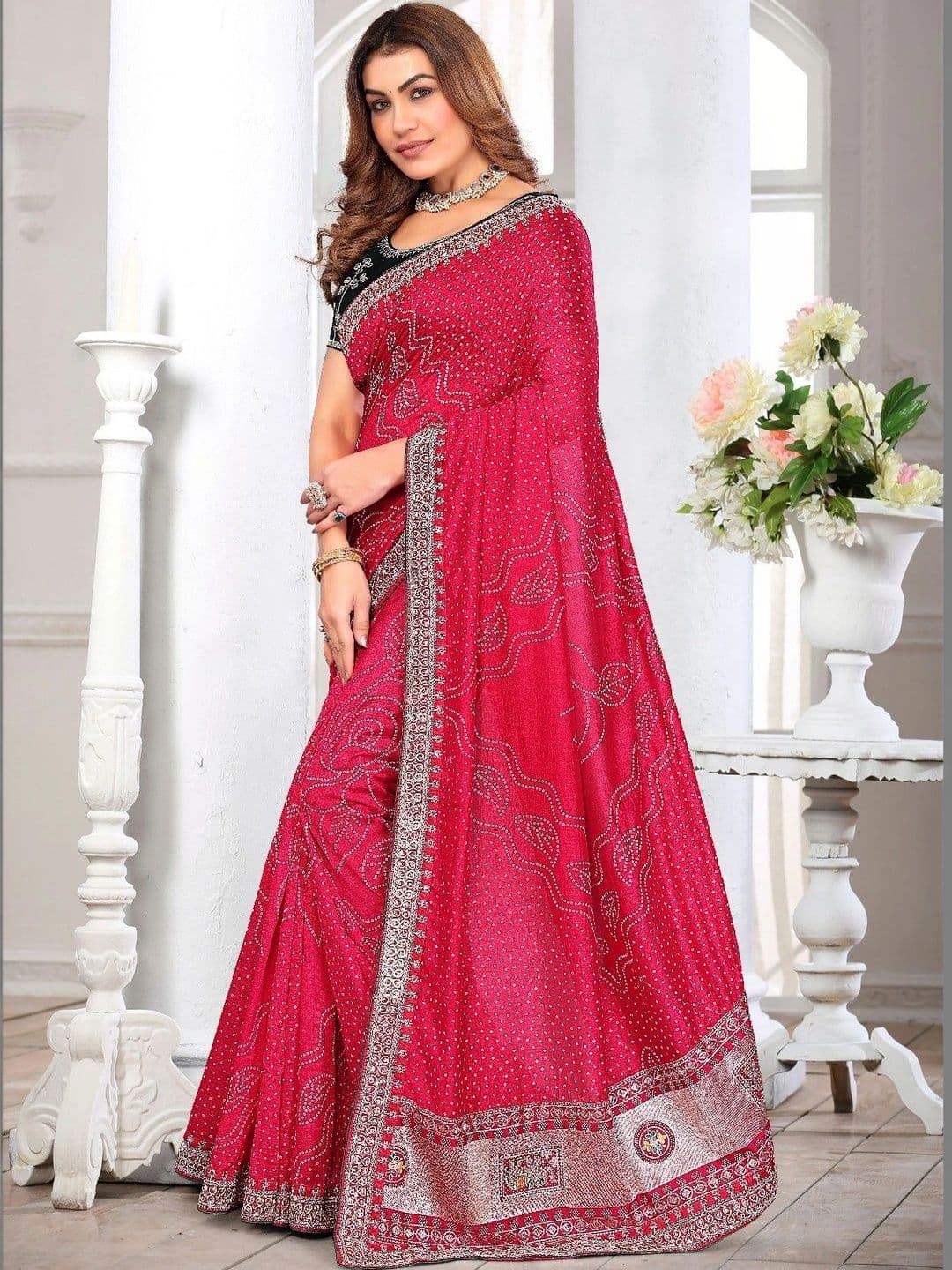 SmileyFashion Bandhani Zari Art Silk Designer Saree thumbnail 4